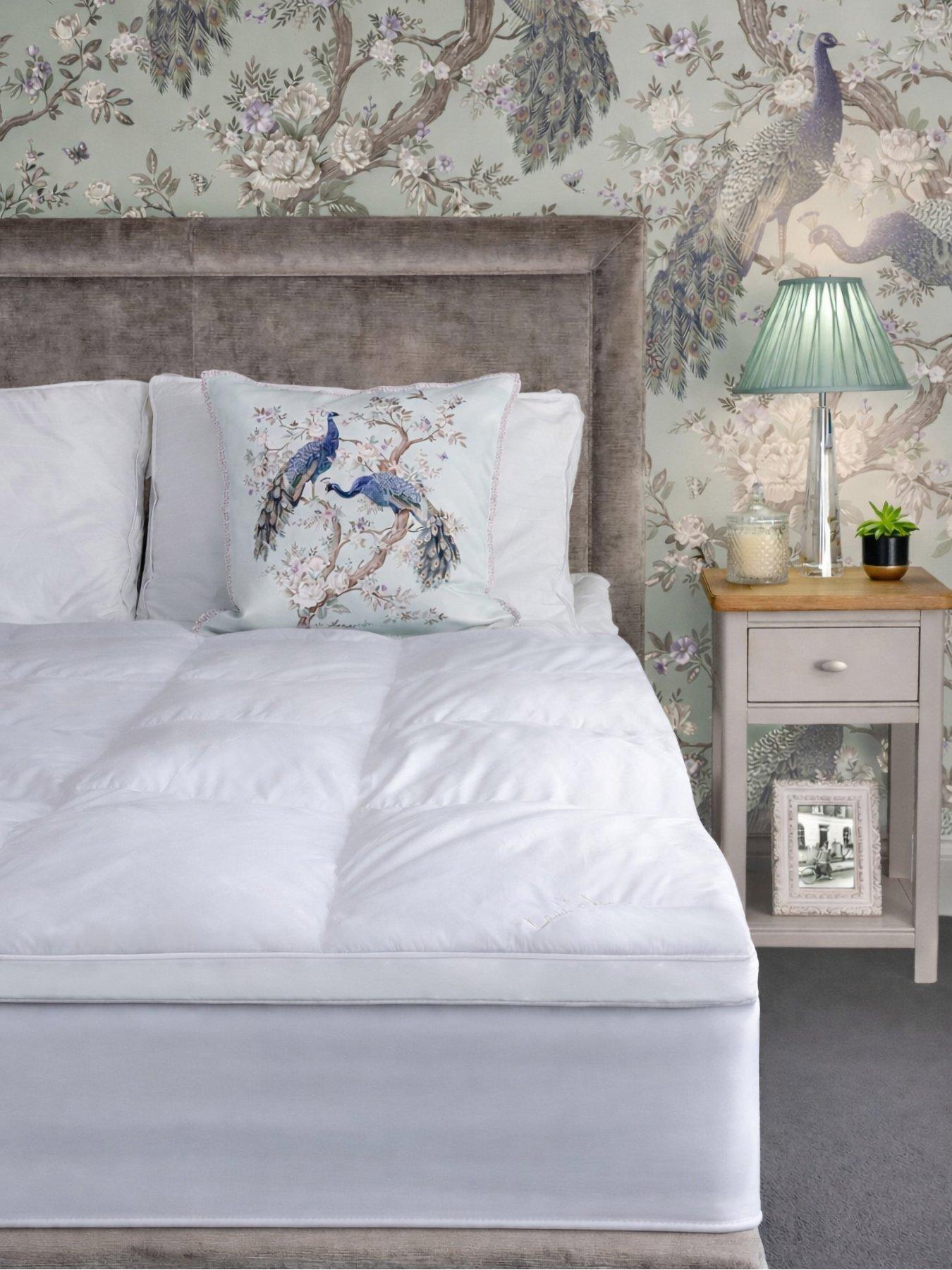 Laura Ashley Laura Ashley  Luxury Cotton Enhancer