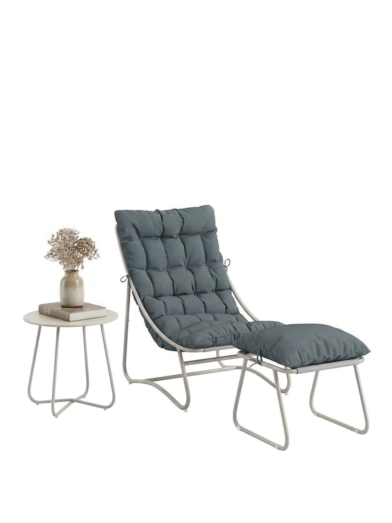 outsunny-outdoor-chair-with-footstool-cushions-and-tablestillFront