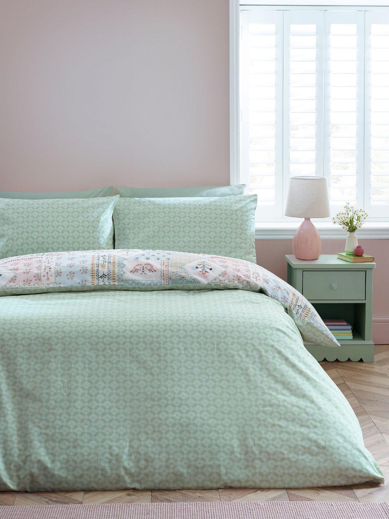 catherine-lansfield-folk-patchwork-duvet-set-greenoutfit