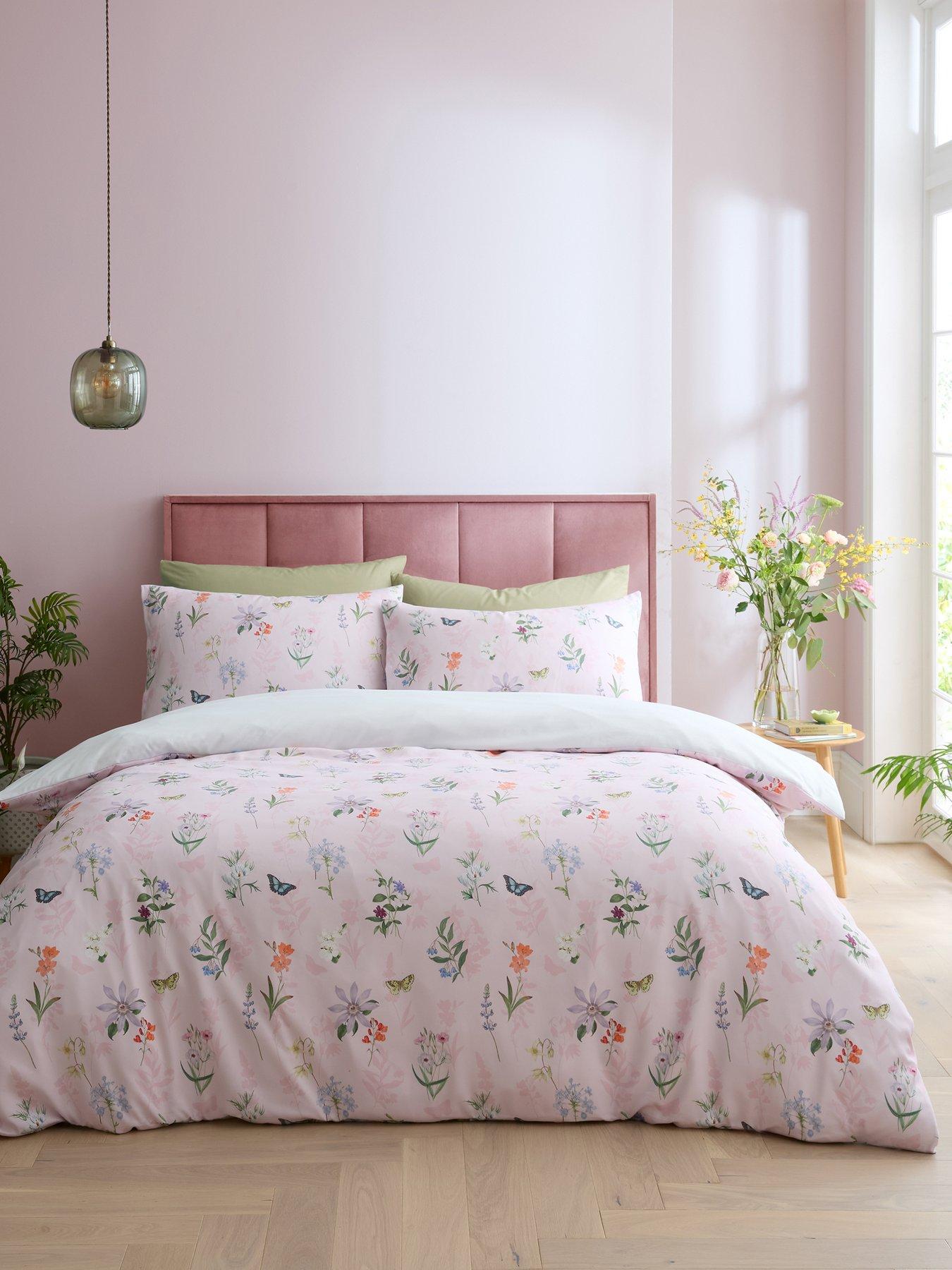 rhs-enchanted-butterfly-garden-duvet-set-pinkoutfit