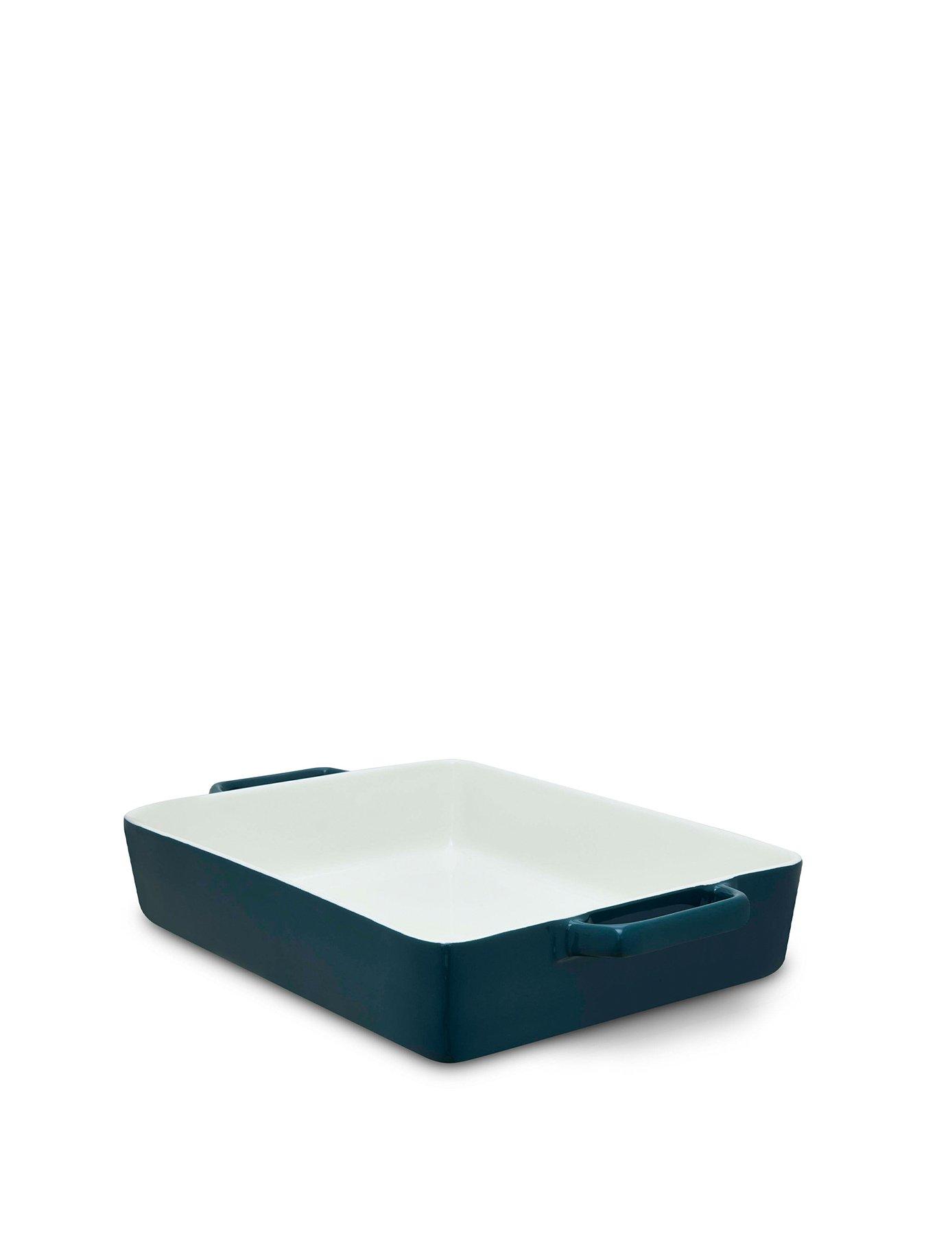 barbary-oak-nattura-38cm-rectangular-baking-dish-easy-grip-handles-agavestillFront