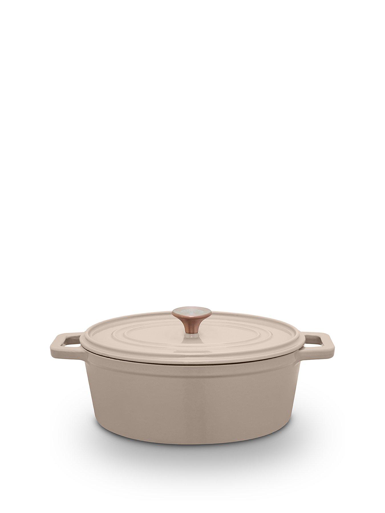 Barbary & Oak Nattura 29cm  Oval Cast Iron Casserole Pot With Lid, Cashmere