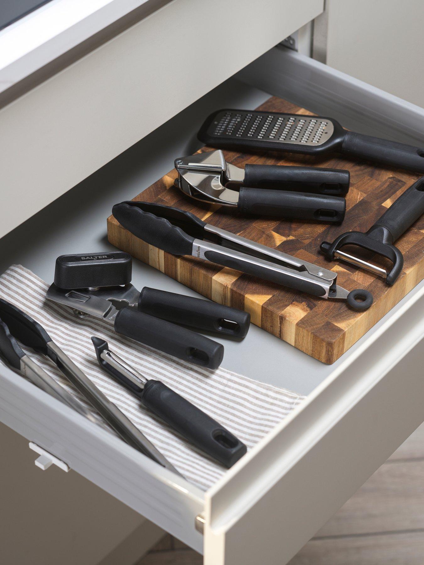 Image 4 of 6 of Salter Salter Expert Kitchen Tongs Bundle