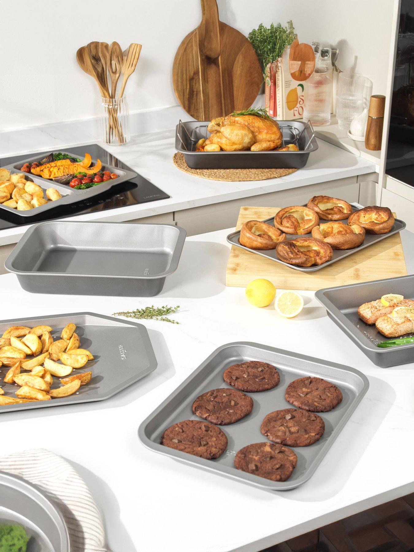 Image 1 of 7 of Salter Salter Essentials 3pc Baking Tray Set