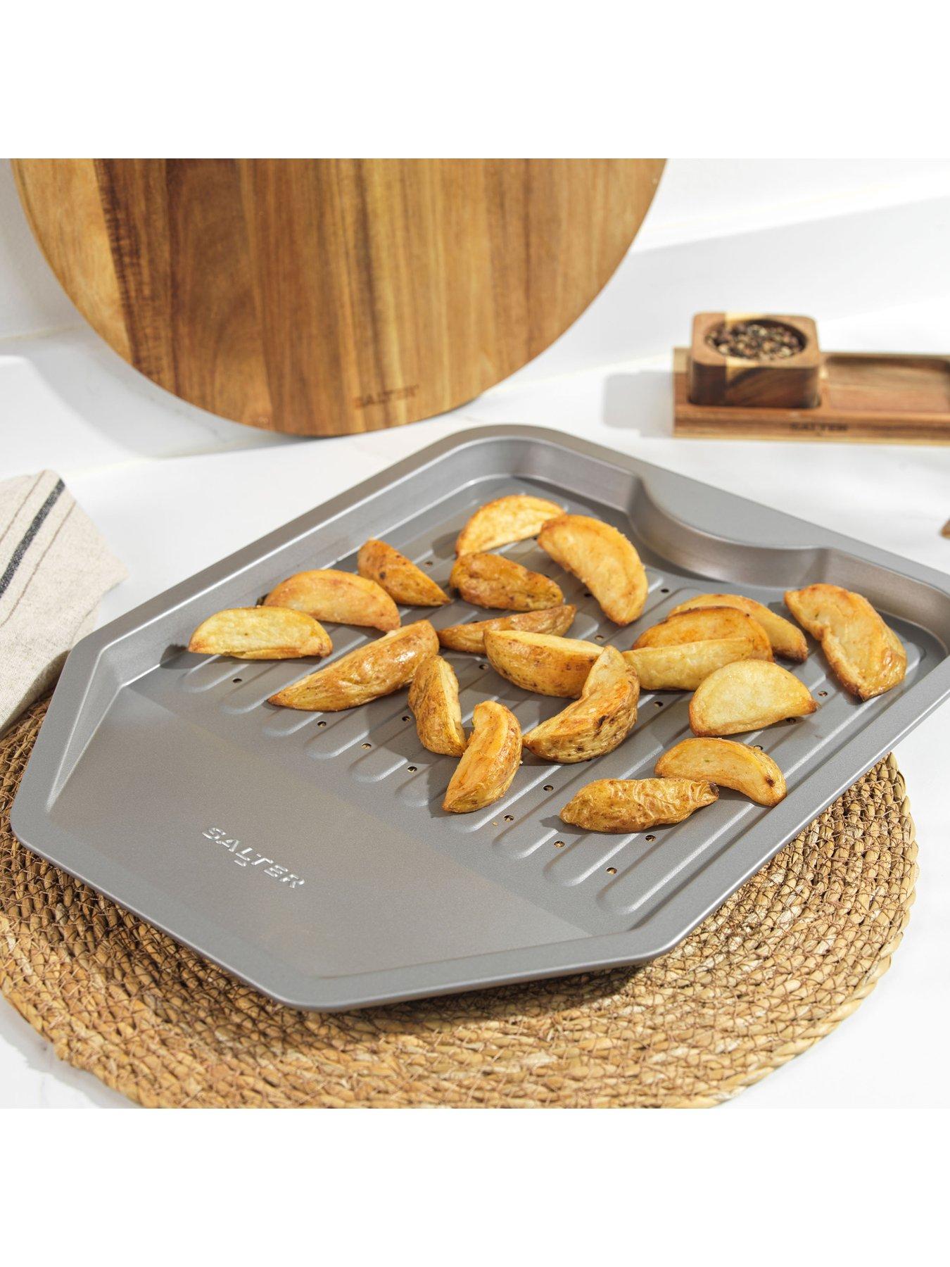 Image 4 of 6 of Salter Salter Essentials Pizza Pan And Chip Tray