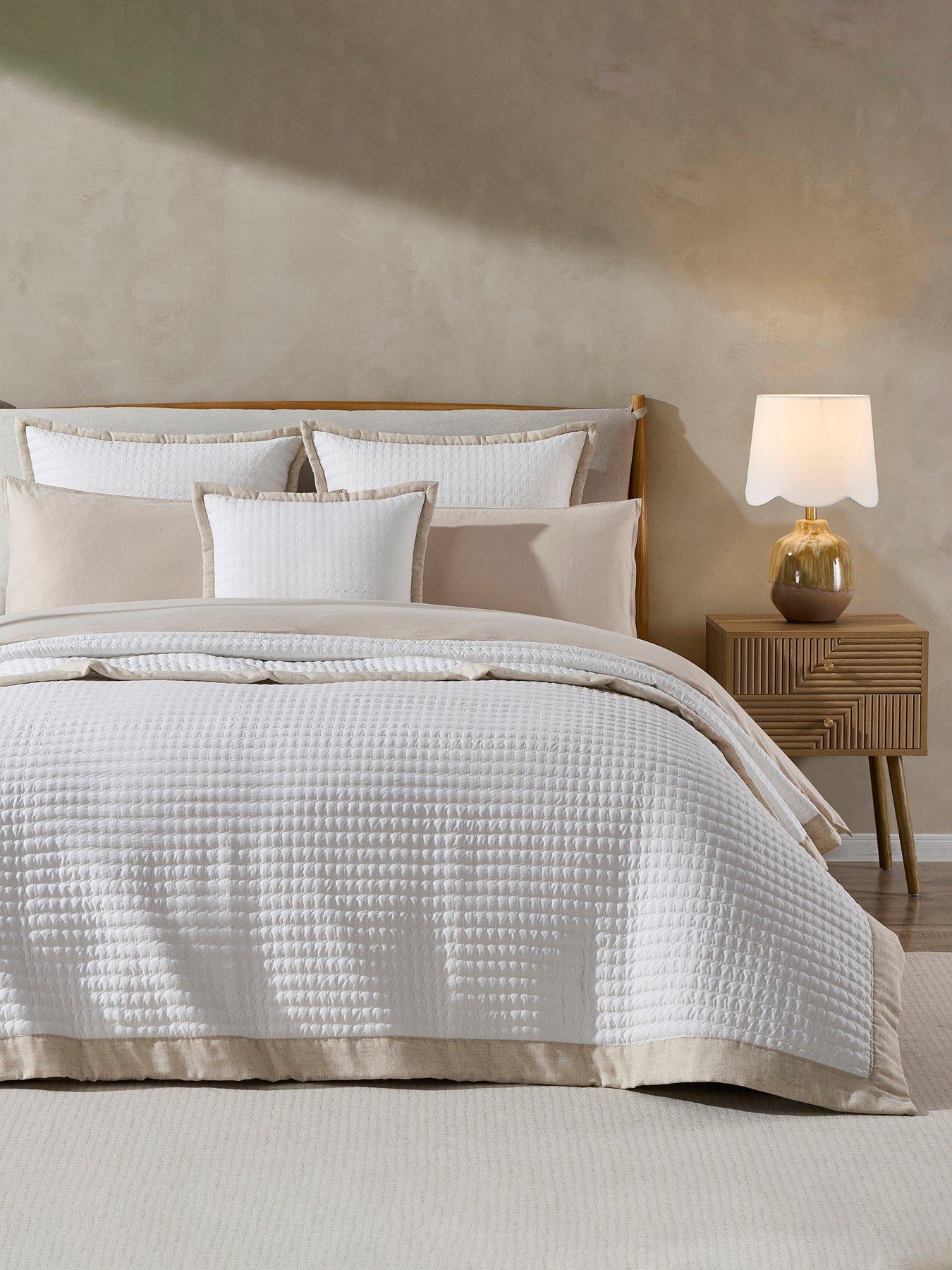 Dusk Portobello Embroidered Linen Edge Bedspread - White/natural