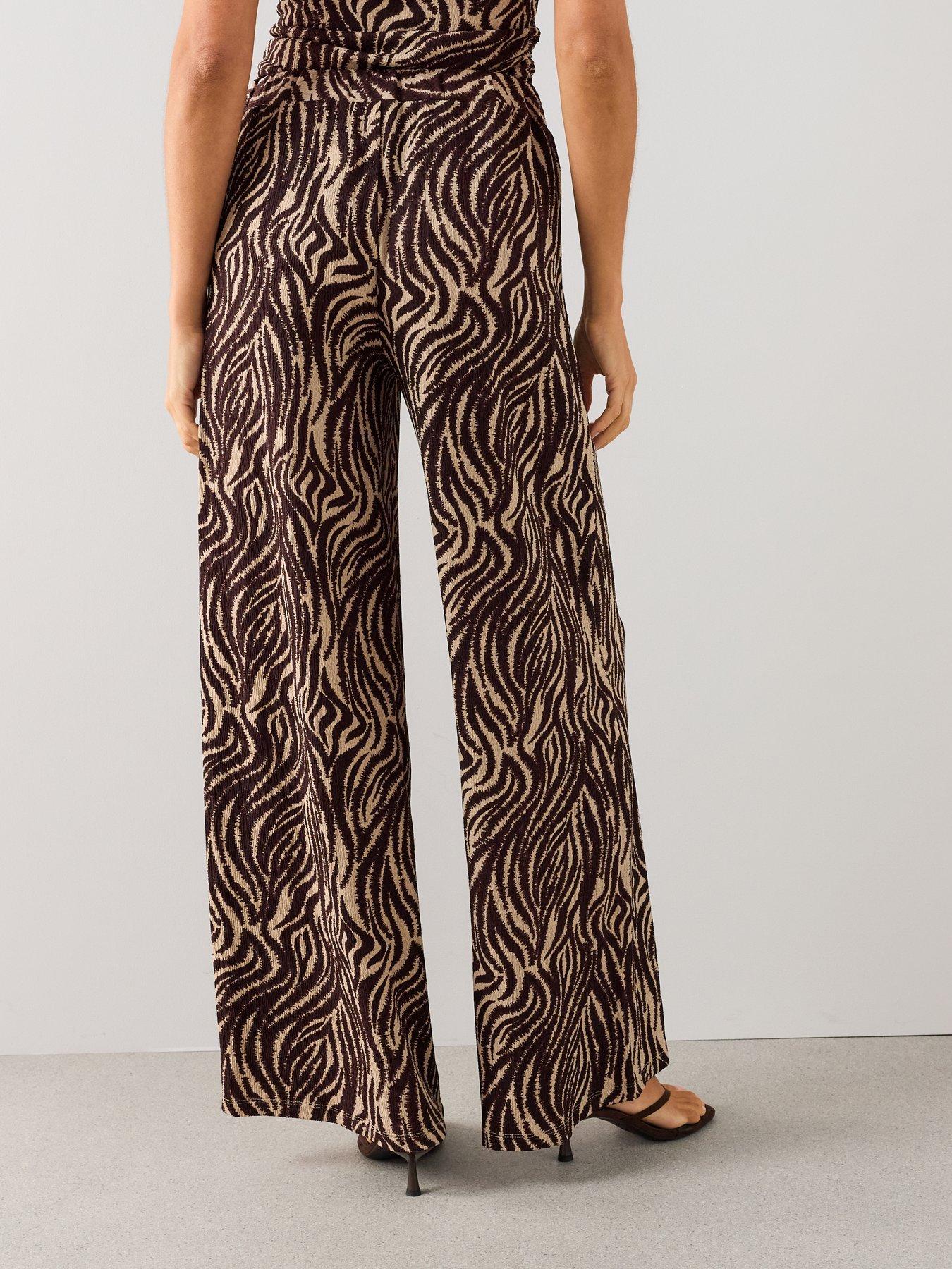 Image 2 of 7 of The Very Collection Printed Stretch Wide Leg Trouser