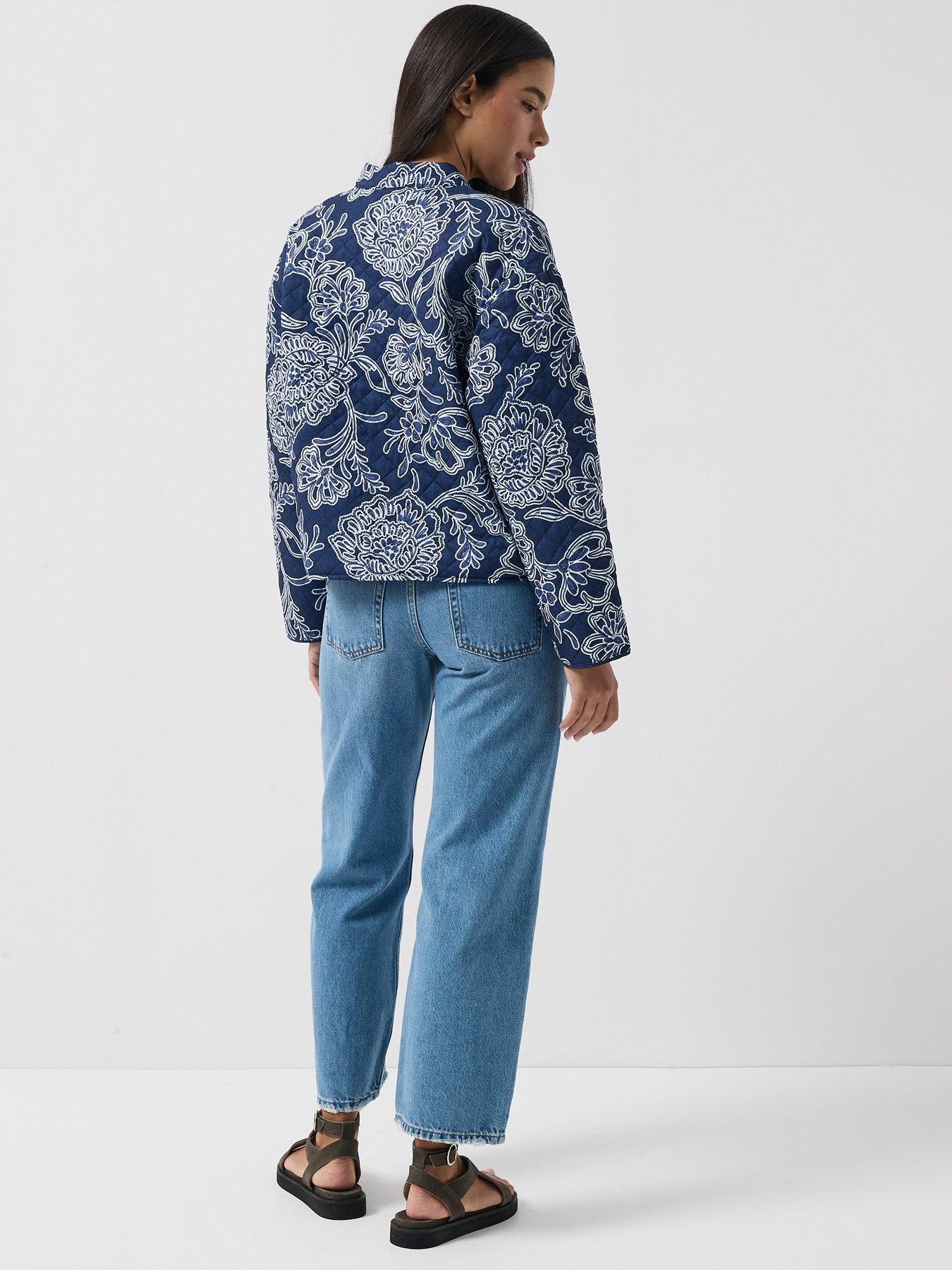 Image 6 of 6 of JDY Jdyfia L/s Quilt Shacket Wvn
