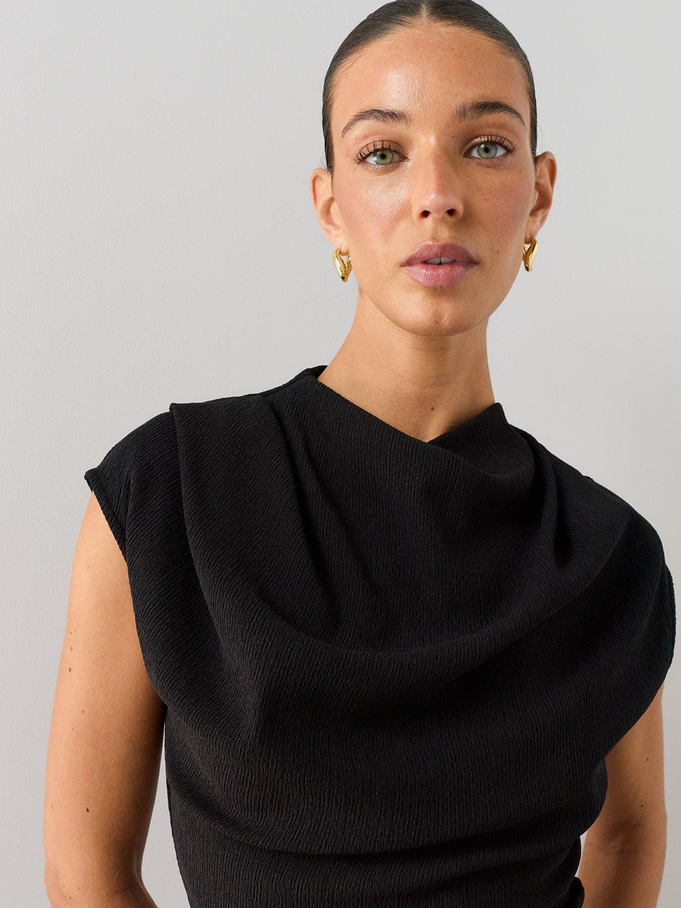 Image 4 of 7 of The Very Collection Textured Stretch Ruched Top