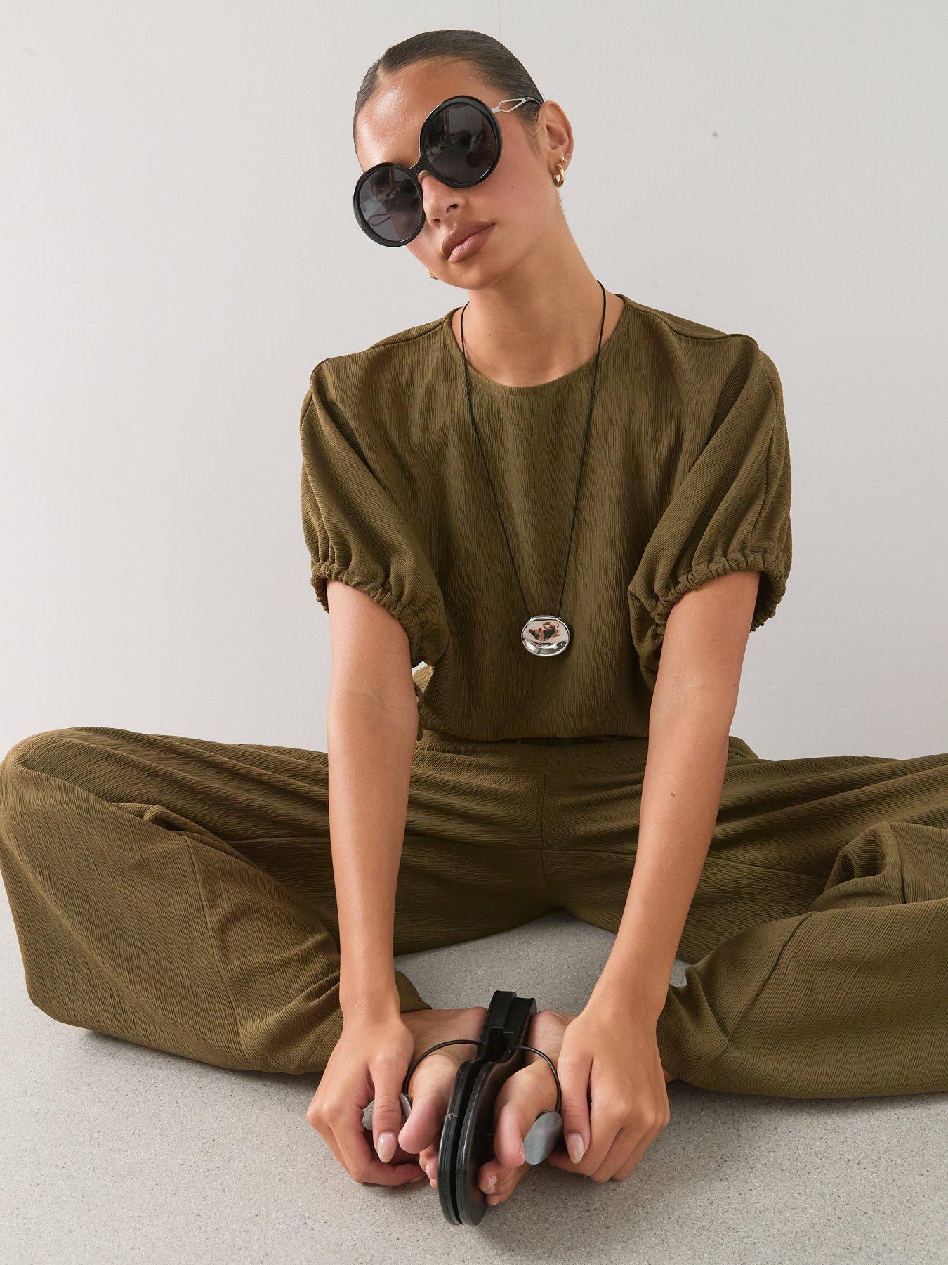 Image 4 of 7 of The Very Collection Textured Wide Leg Trouser Co-ord - Khaki
