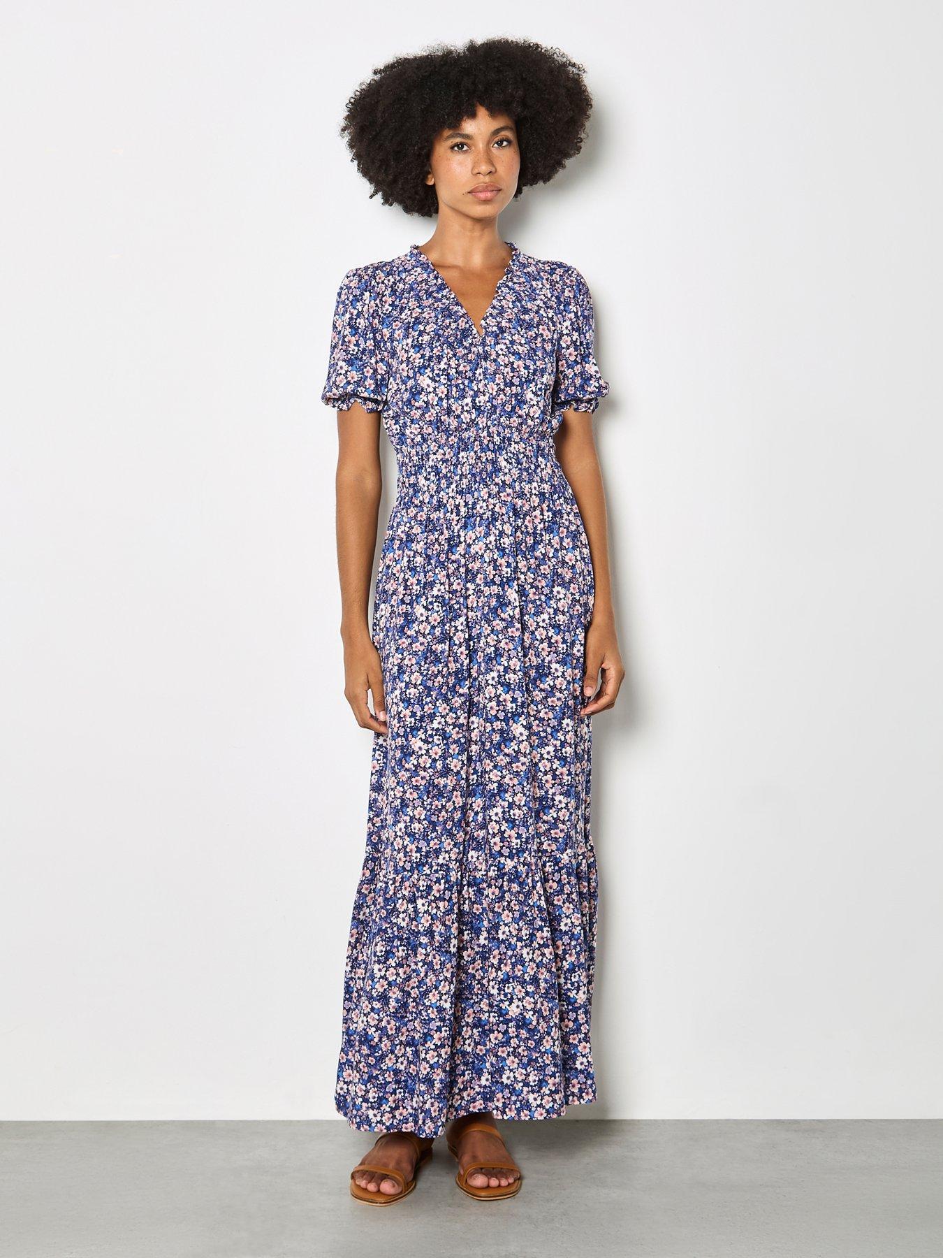 Apricot Apricot Smock V Neck Floral Midi Dress