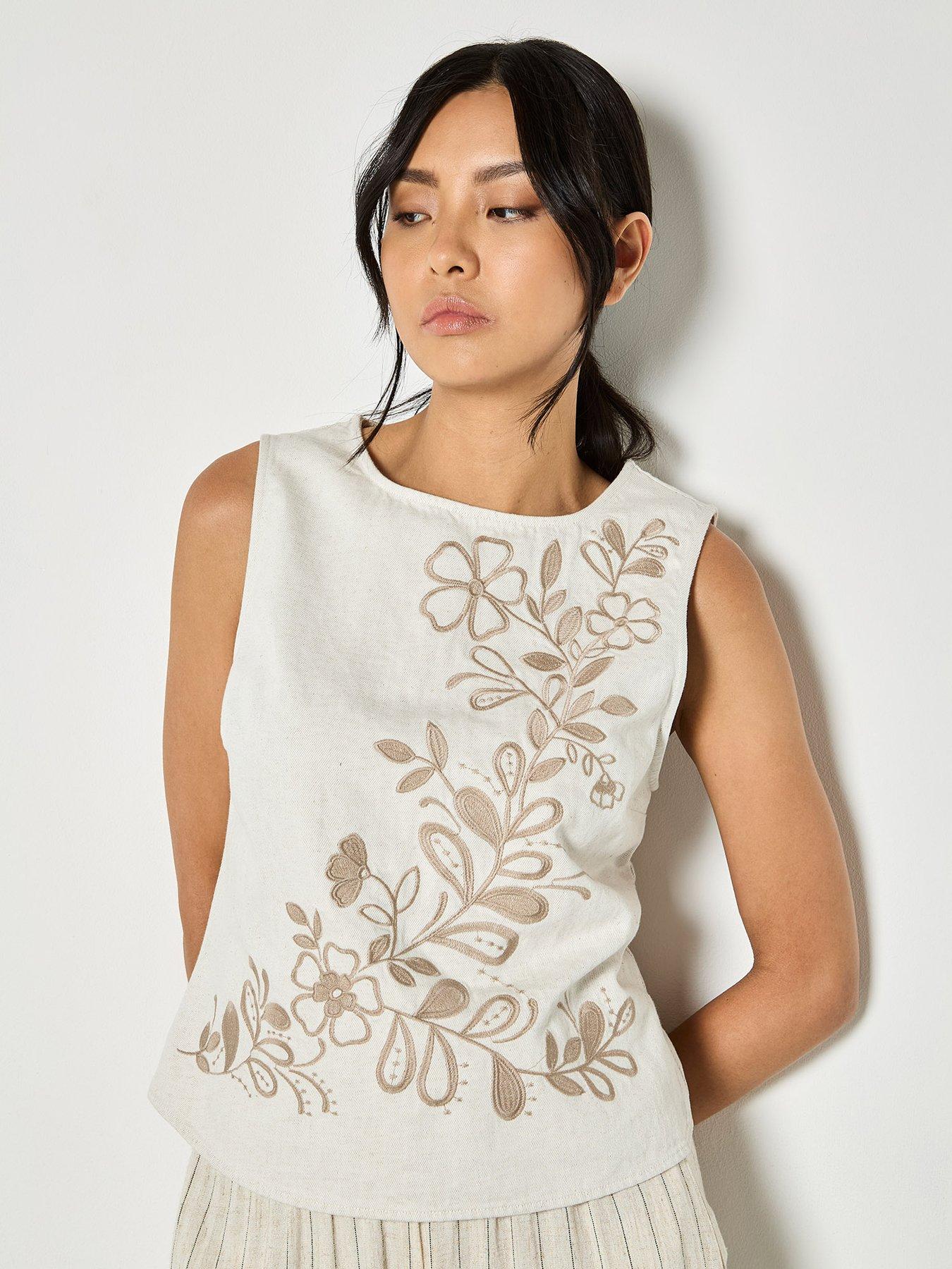 apricot-apricot-embroidered-front-shell-topfront