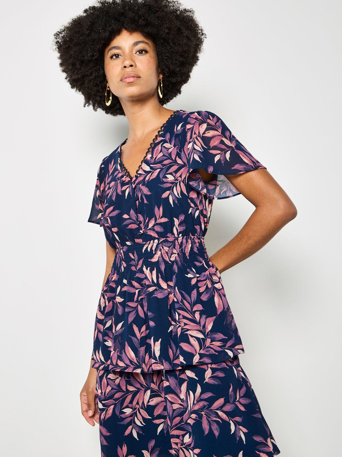 apricot-apricot-tiered-leaf-print-dressfront