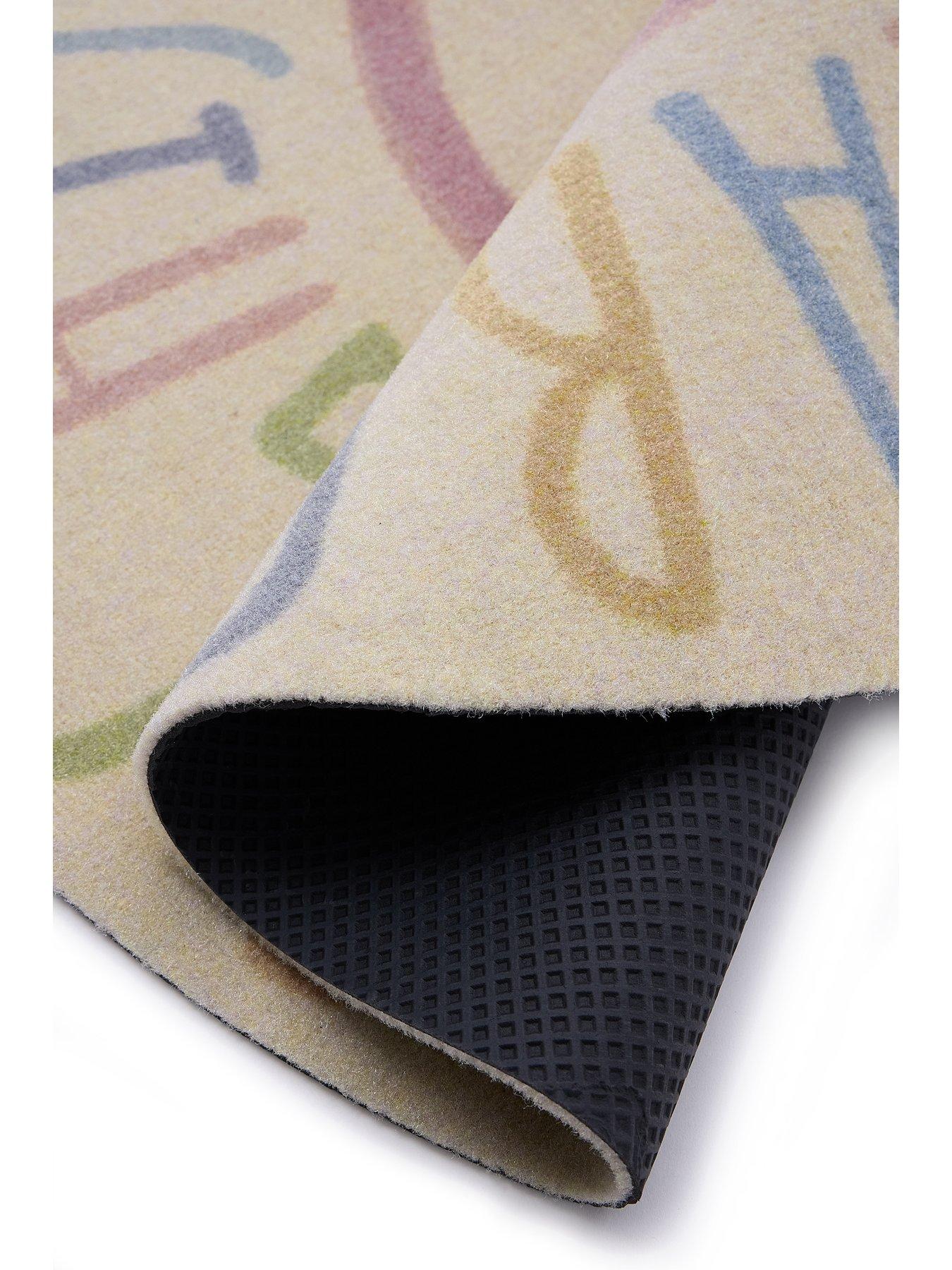 the-very-collection-alphabet-circle-playmat-100cmoutfit