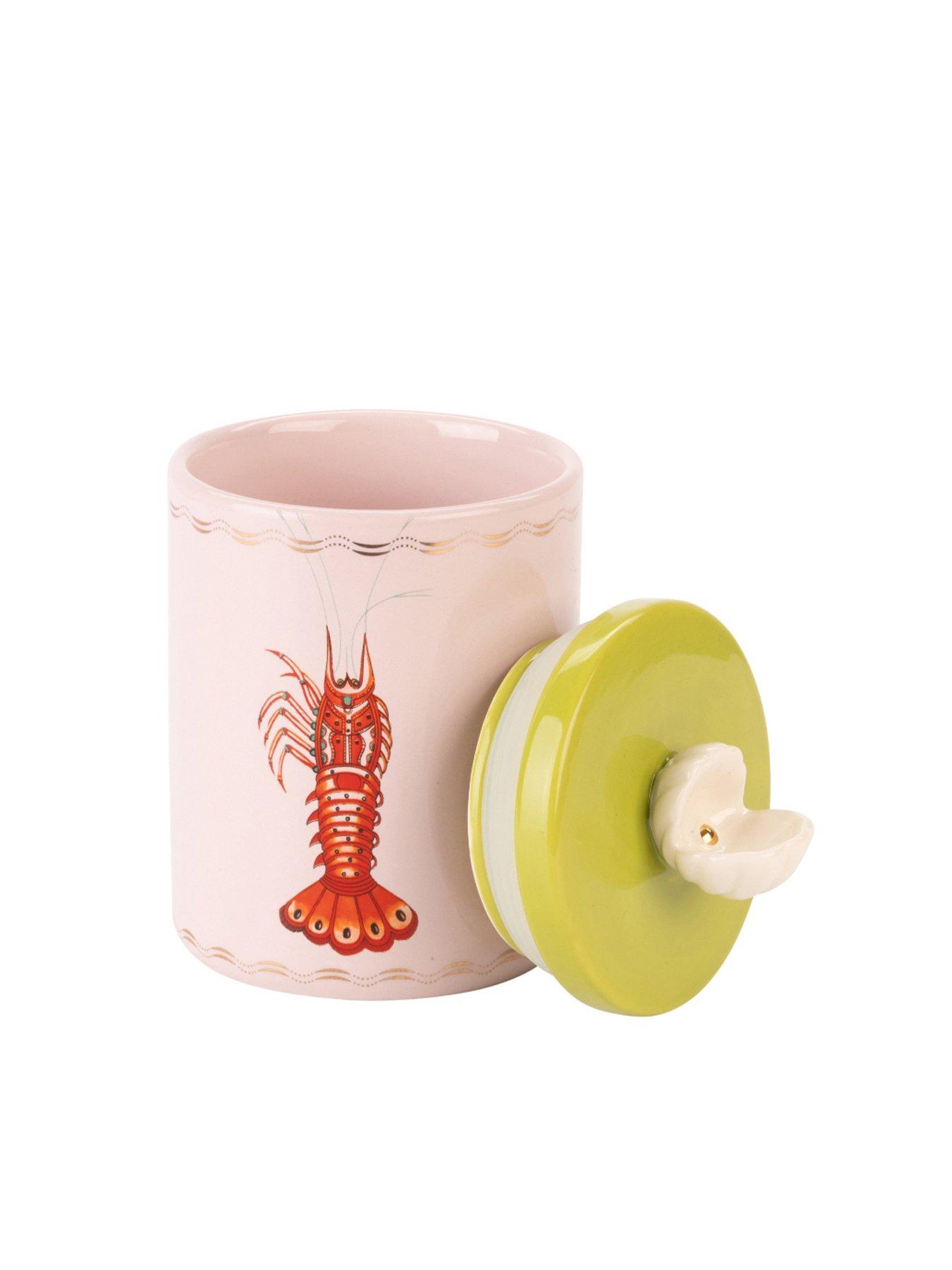 yvonne-ellen-storage-jar-med-lobsteroutfit