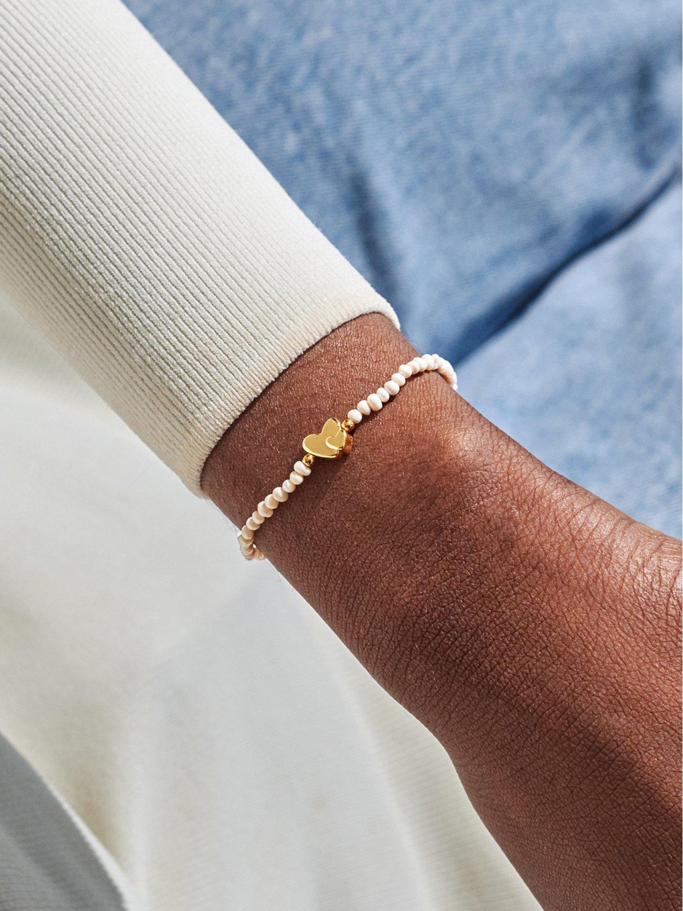 Image 2 of 5 of Joma Jewellery PRECIOUS MOMENTS , MUMS MAKE LIFE BEAUTIFUL , Gold Plated , Bracelet , 18cm + 3cm extender