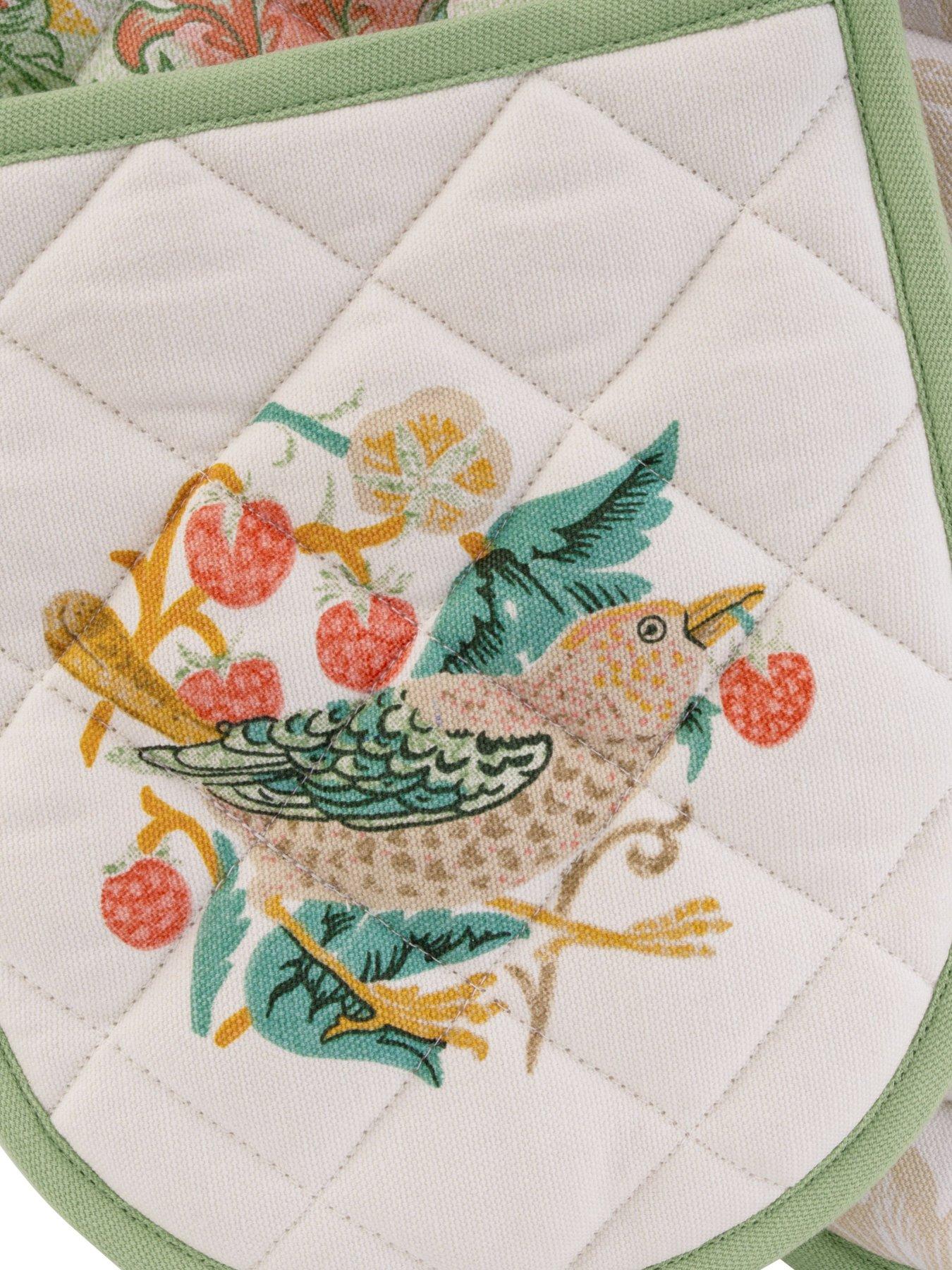 Image 5 of 5 of William Morris at Home William Morris Oven Gloves