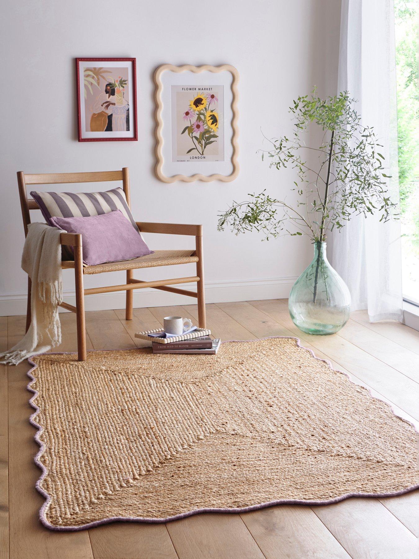 The Very Collection Jute Scalloped Edge Rug