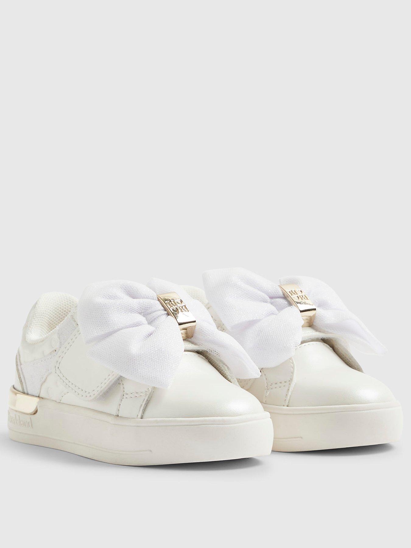 river-island-mini-girls-monogram-velcro-bow-trainers-whitestillFront