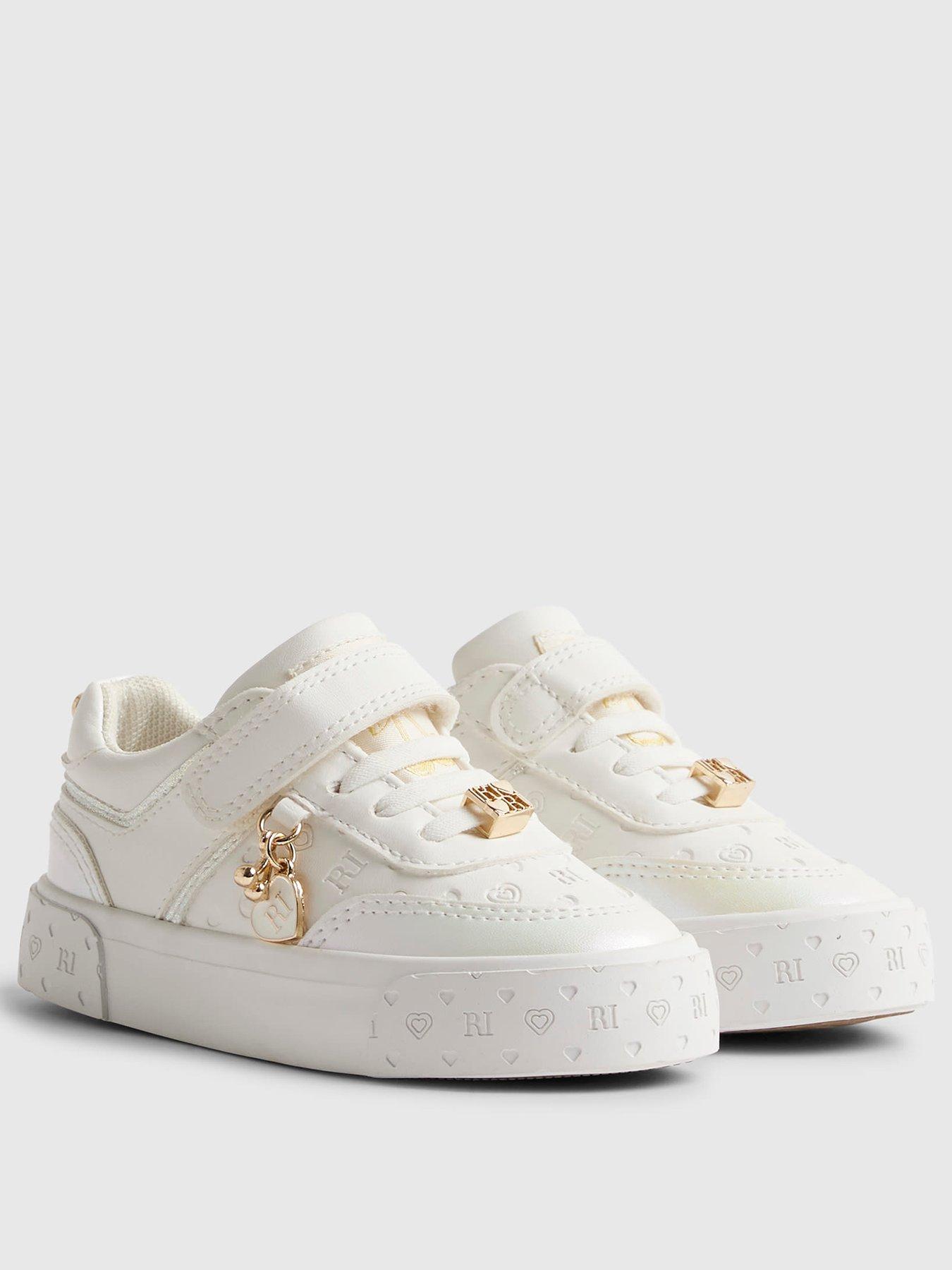 river-island-mini-girls-charm-monogram-trainers-whitestillFront