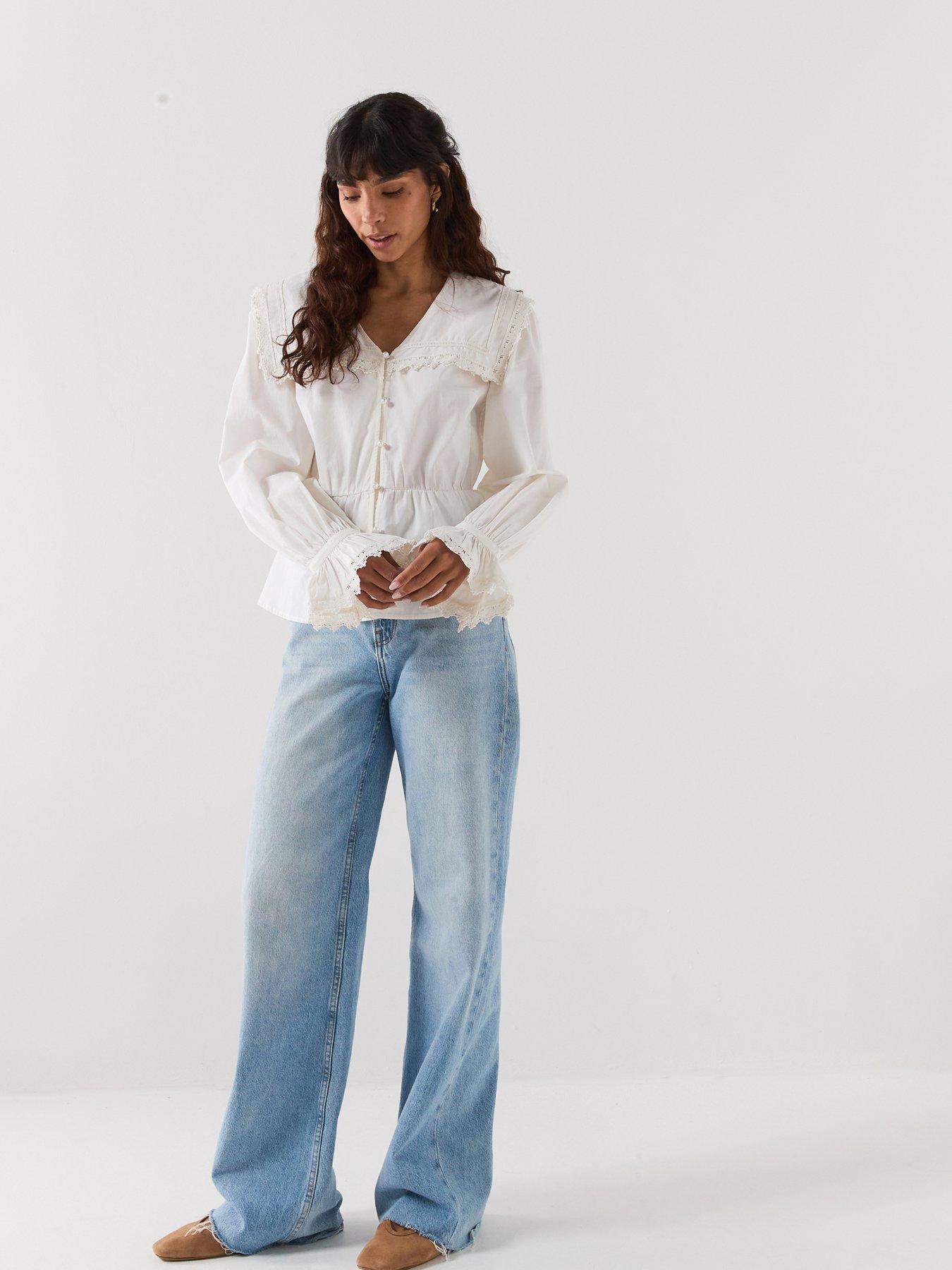 Image 3 of 6 of Barbour Tisbury Top - White