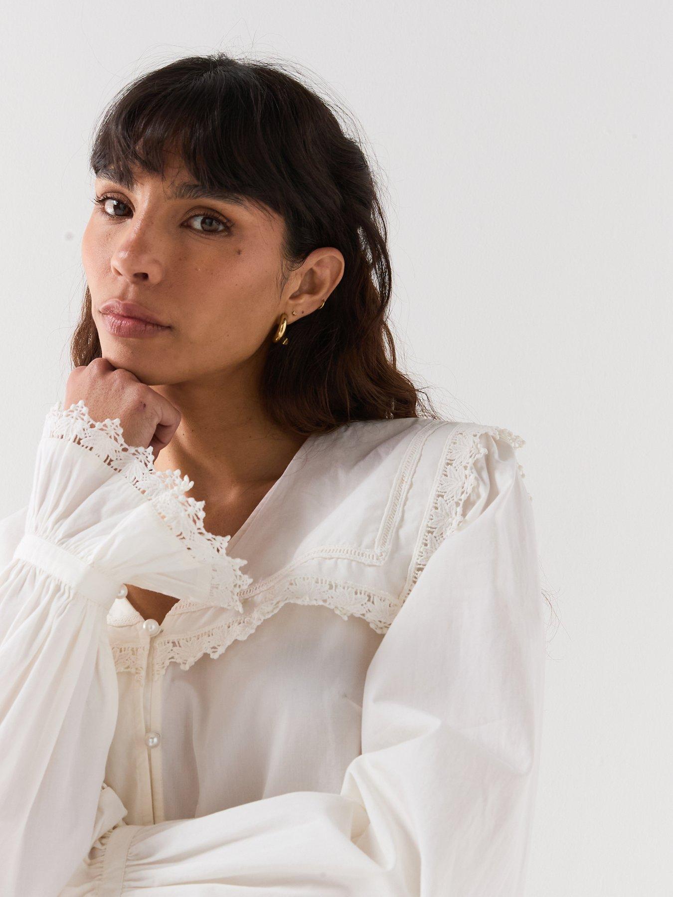 Image 4 of 6 of Barbour Tisbury Top - White