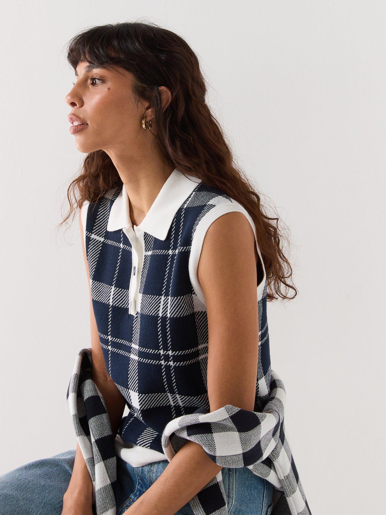 Image 6 of 6 of Barbour Allerdale Knitted Vest - Multi