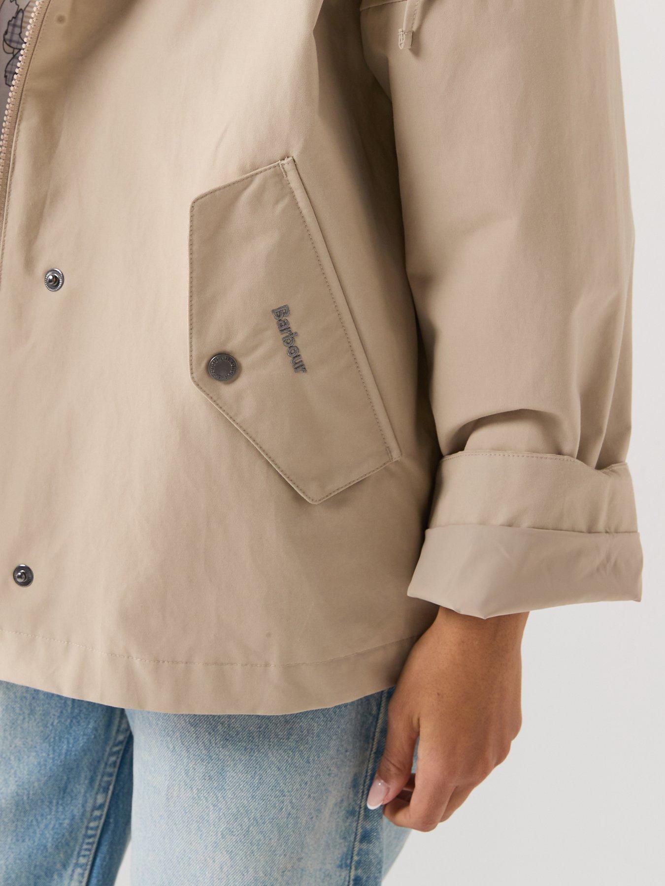 Image 4 of 6 of Barbour Kingswood Showerproof Jacket - Light Sand