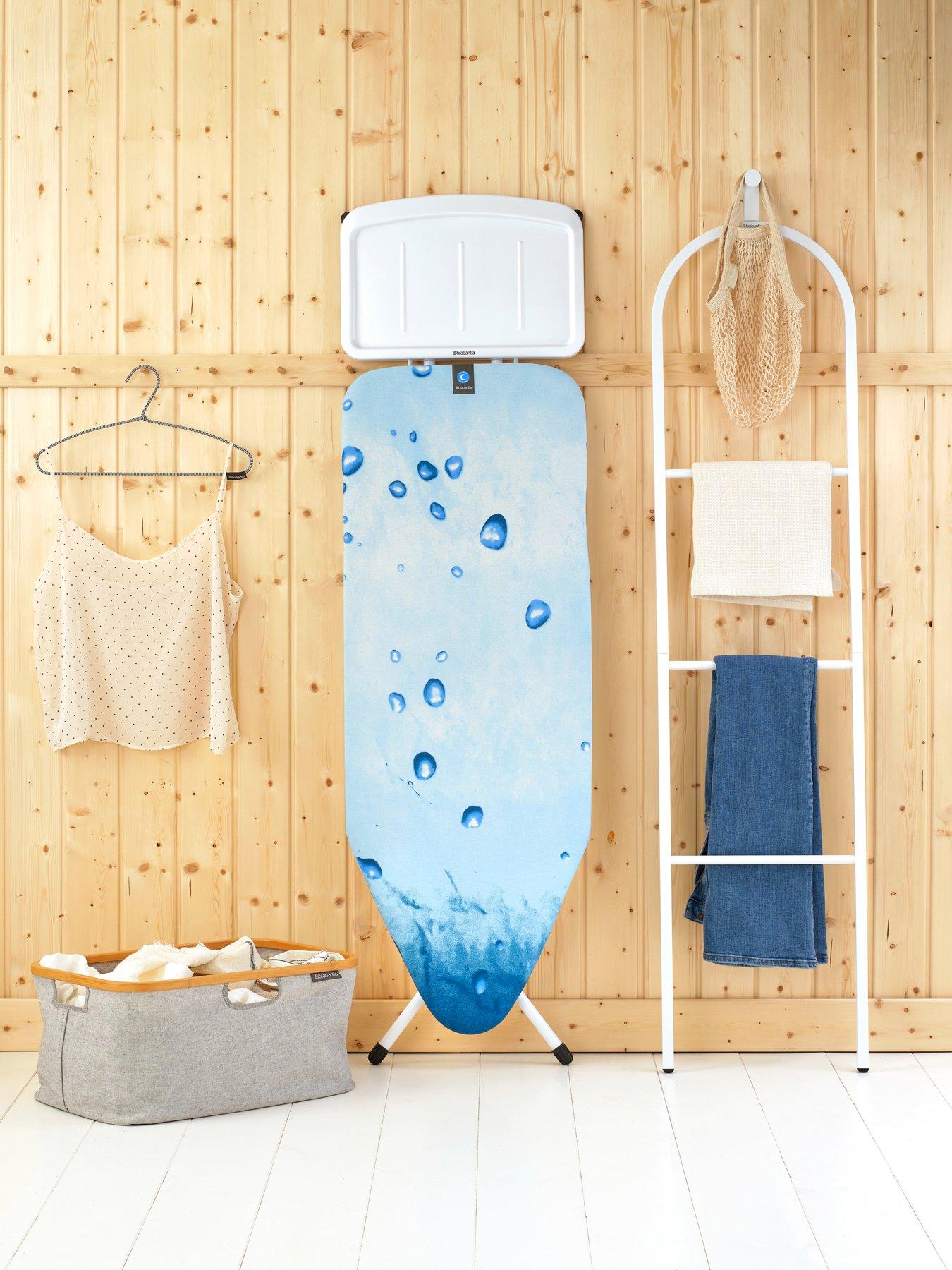 brabantia-ironing-board-c-124x45cm-ssuhfront
