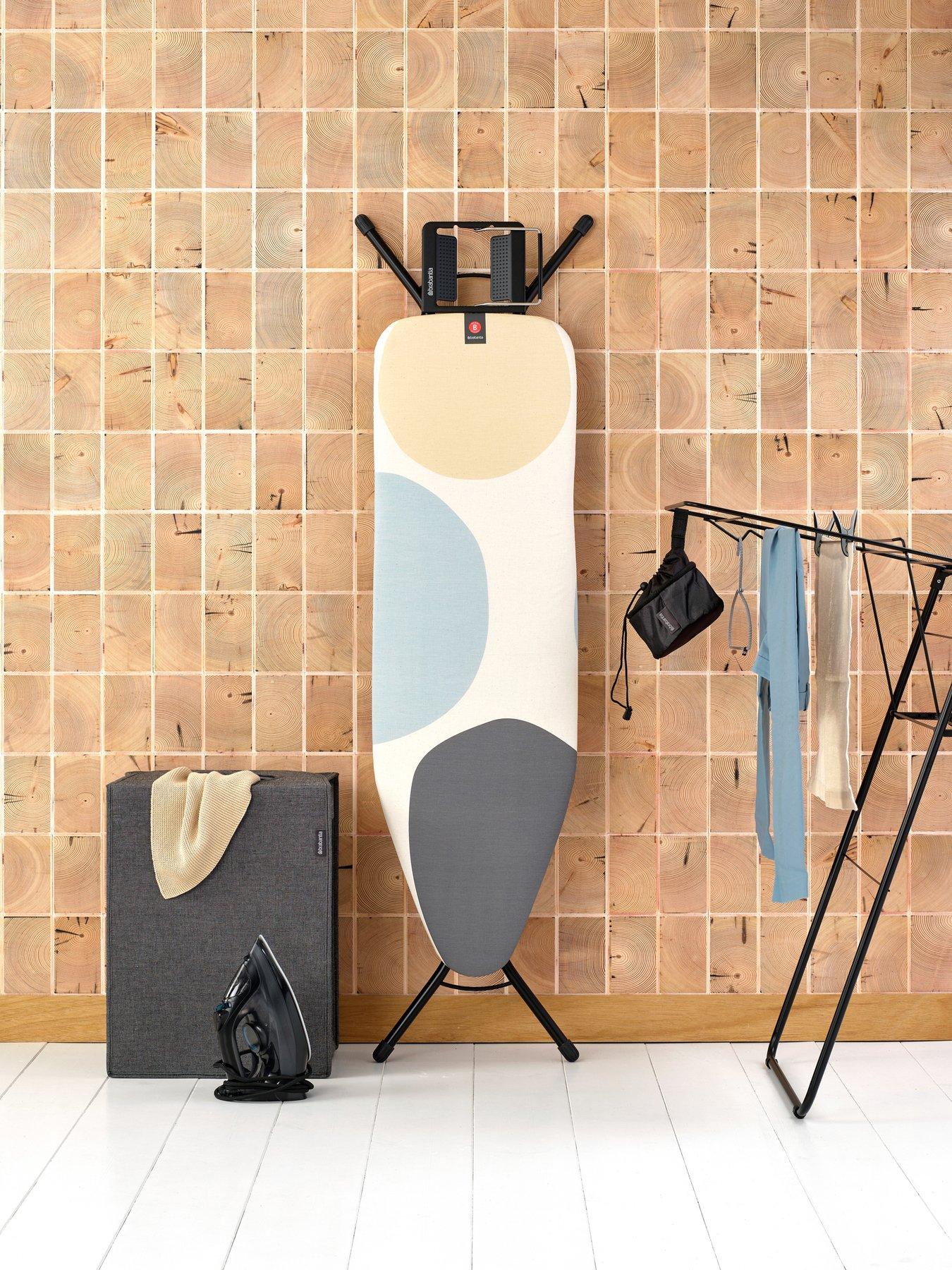 brabantia-ironing-board-b-124x38cm-sirfront