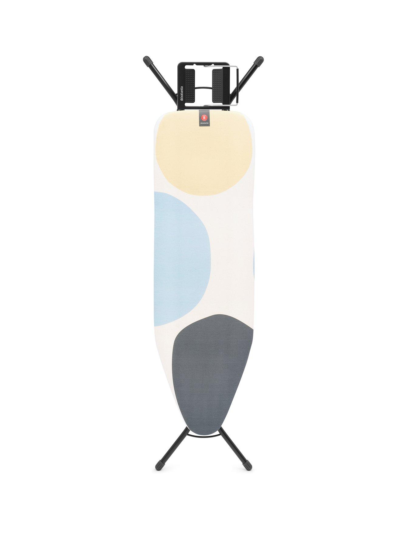 brabantia-ironing-board-b-124x38cm-sirstillFront