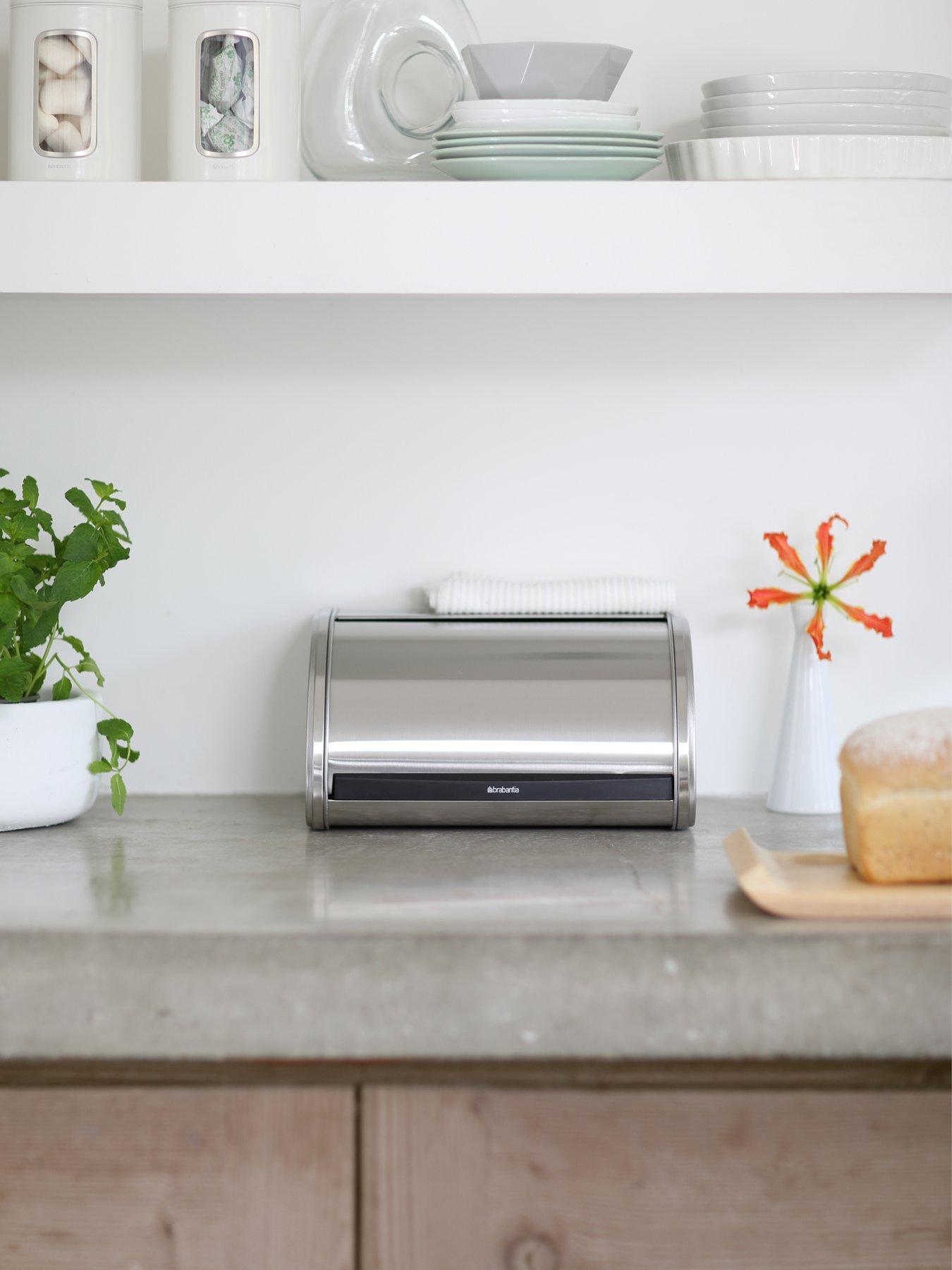 brabantia-roll-top-bread-bin-mediumdetail