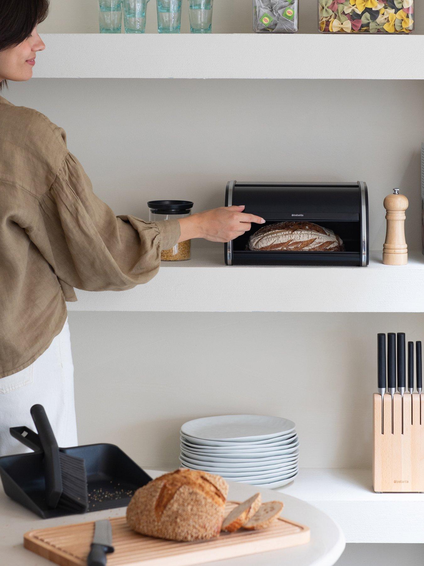 brabantia-roll-top-bread-bin-mediumfront
