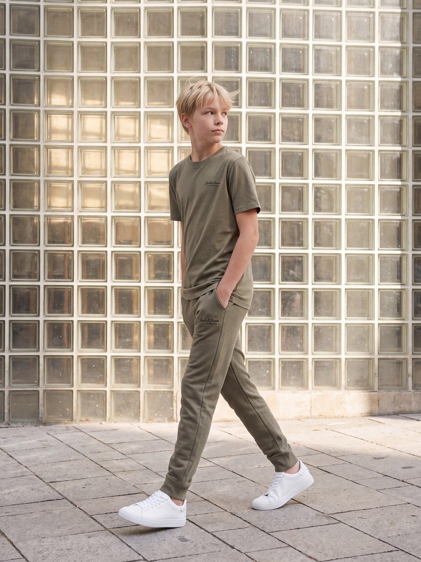 Jack & Jones Junior Boys Gordon Archive Sweat Pants - Green in Vetiver