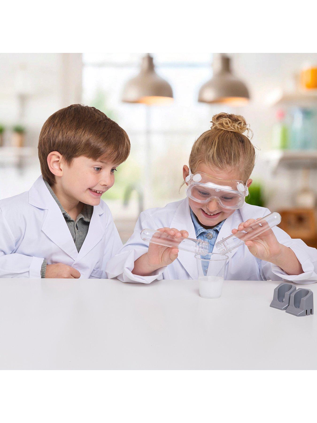 brainstorm-toys-cool-chemistry-kitoutfit
