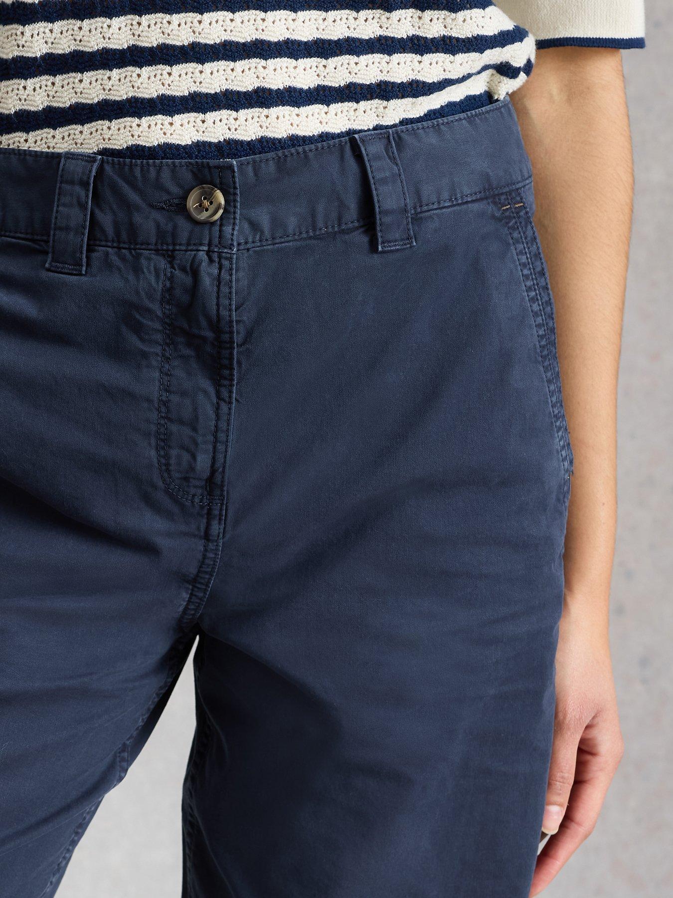 white-stuff-heidi-chino-shortoutfit