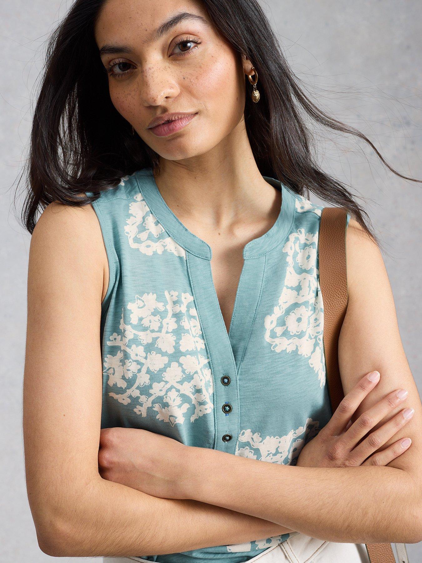 white-stuff-nora-notch-vestfront