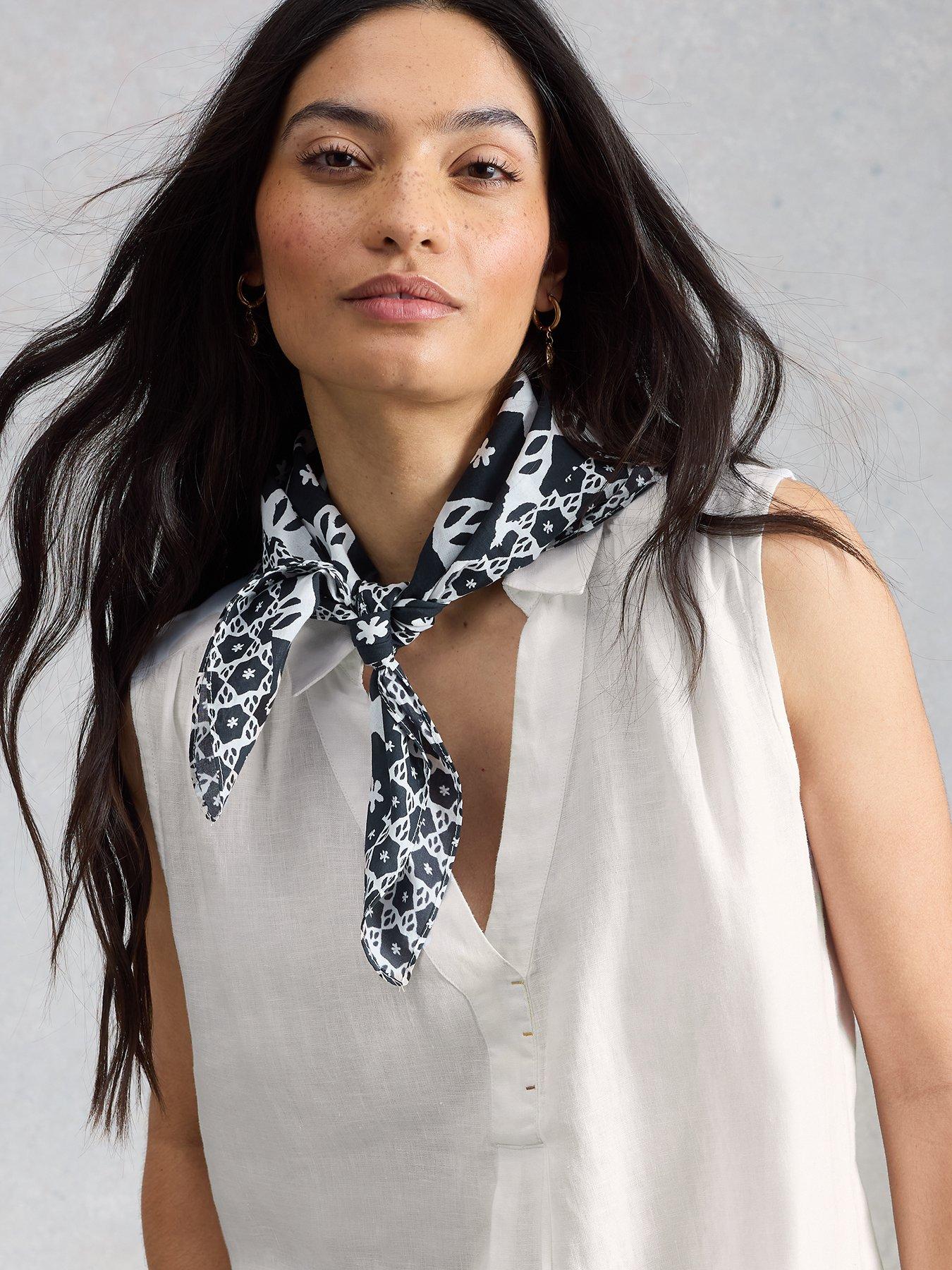Image 4 of 6 of White Stuff Bianca Sleeveless Linen Tunic