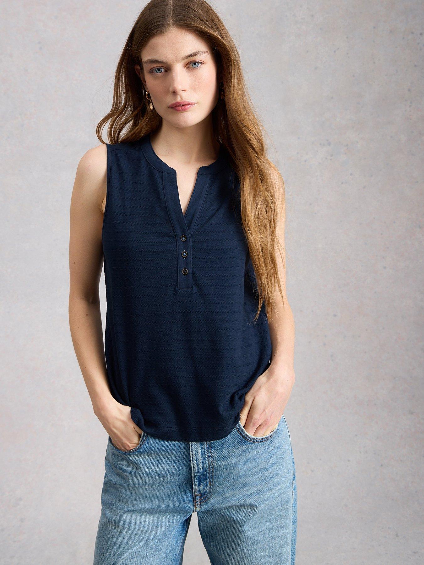white-stuff-nora-texture-notch-vest