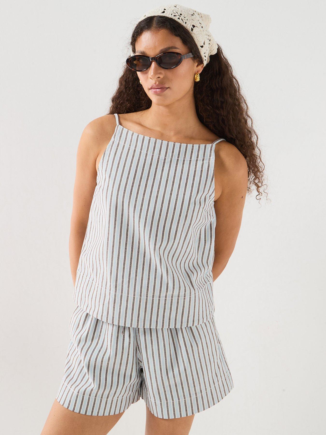 Image 5 of 6 of PIECES Billo square Top Denim Cami - Cashmere Blue