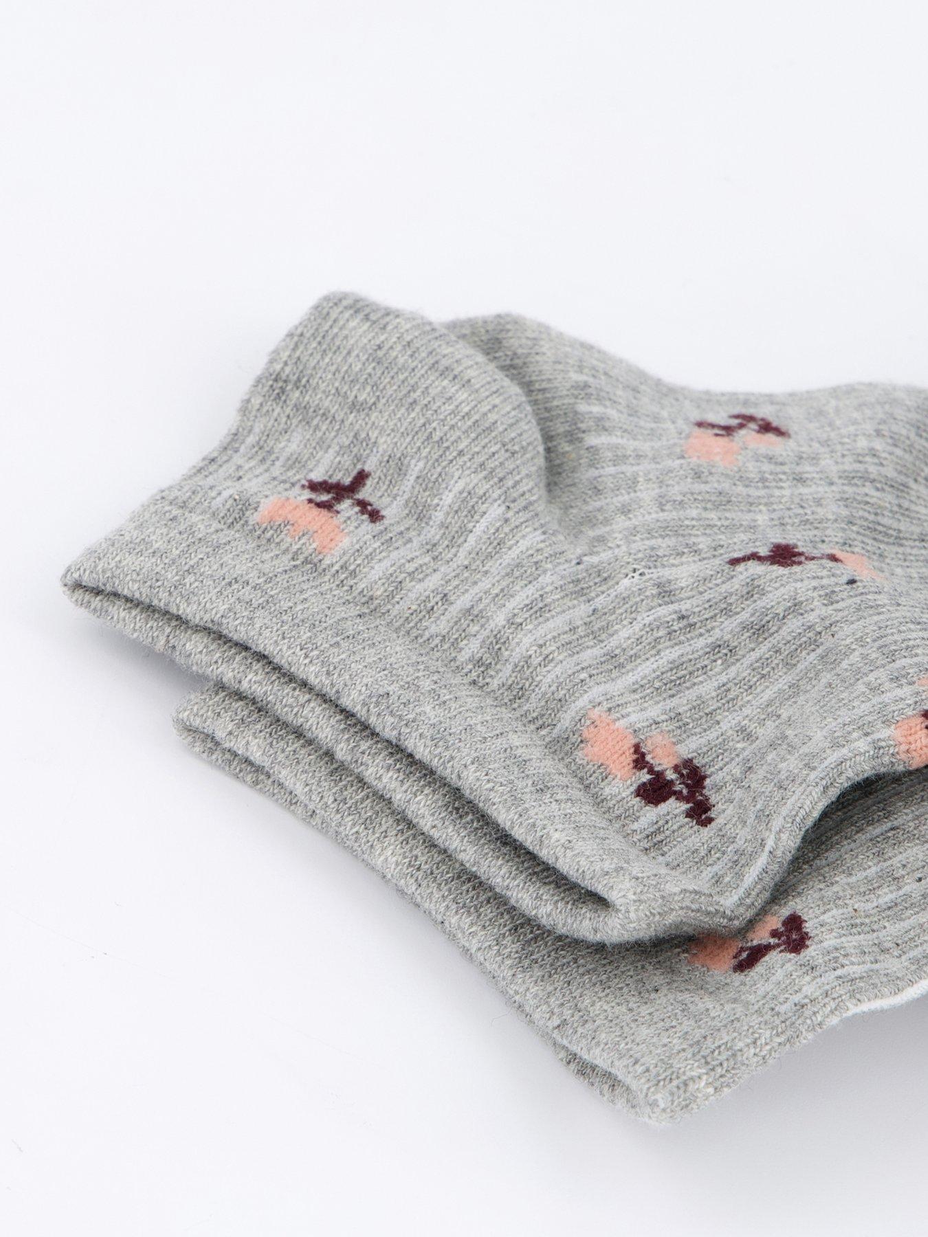 Image 4 of 4 of The Very Collection 5 Pack Printed Floral Trainer Liner Socks - Multi