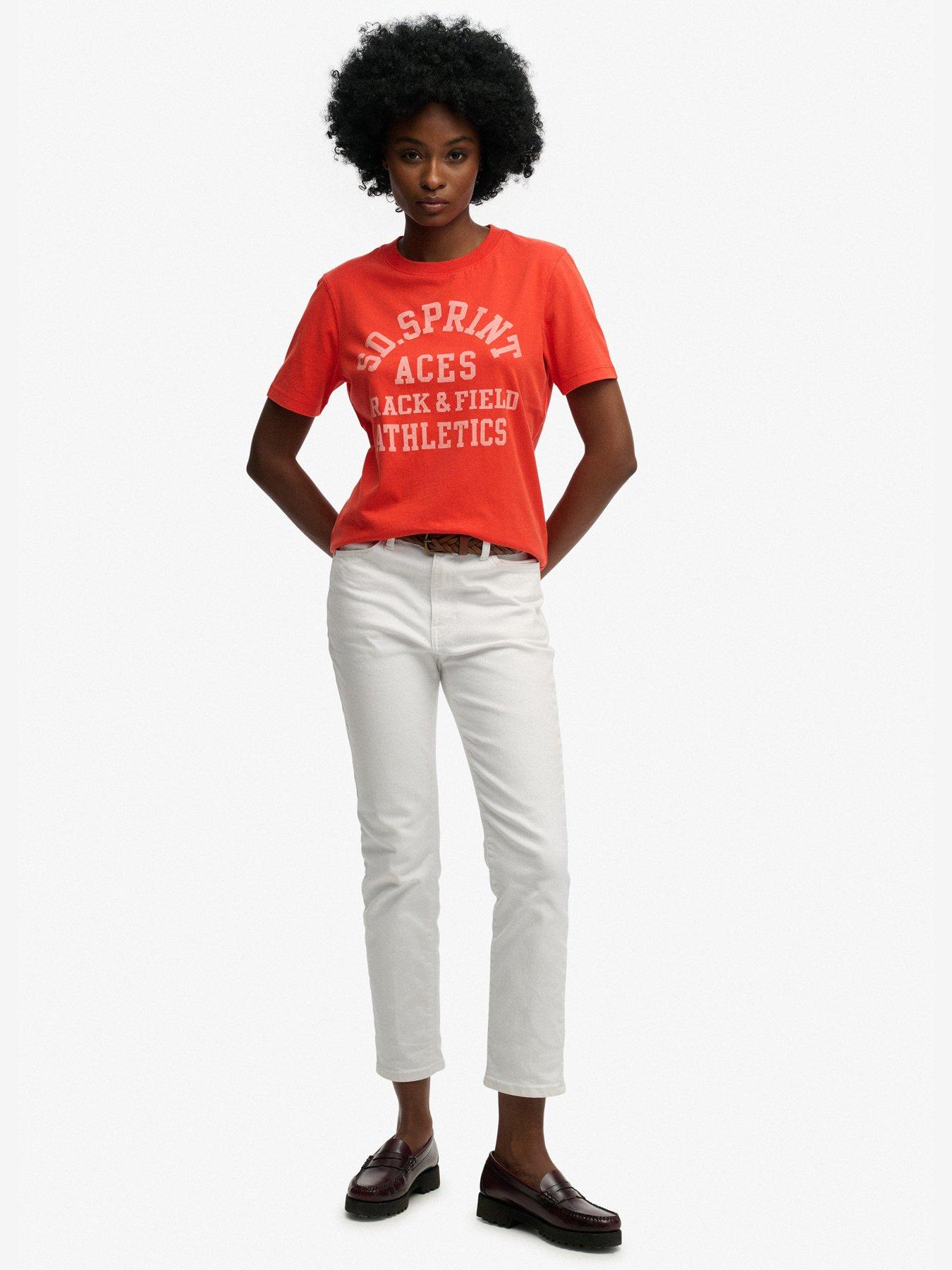 Image 3 of 6 of Superdry Vintage Prep Pocket T-Shirt - Red