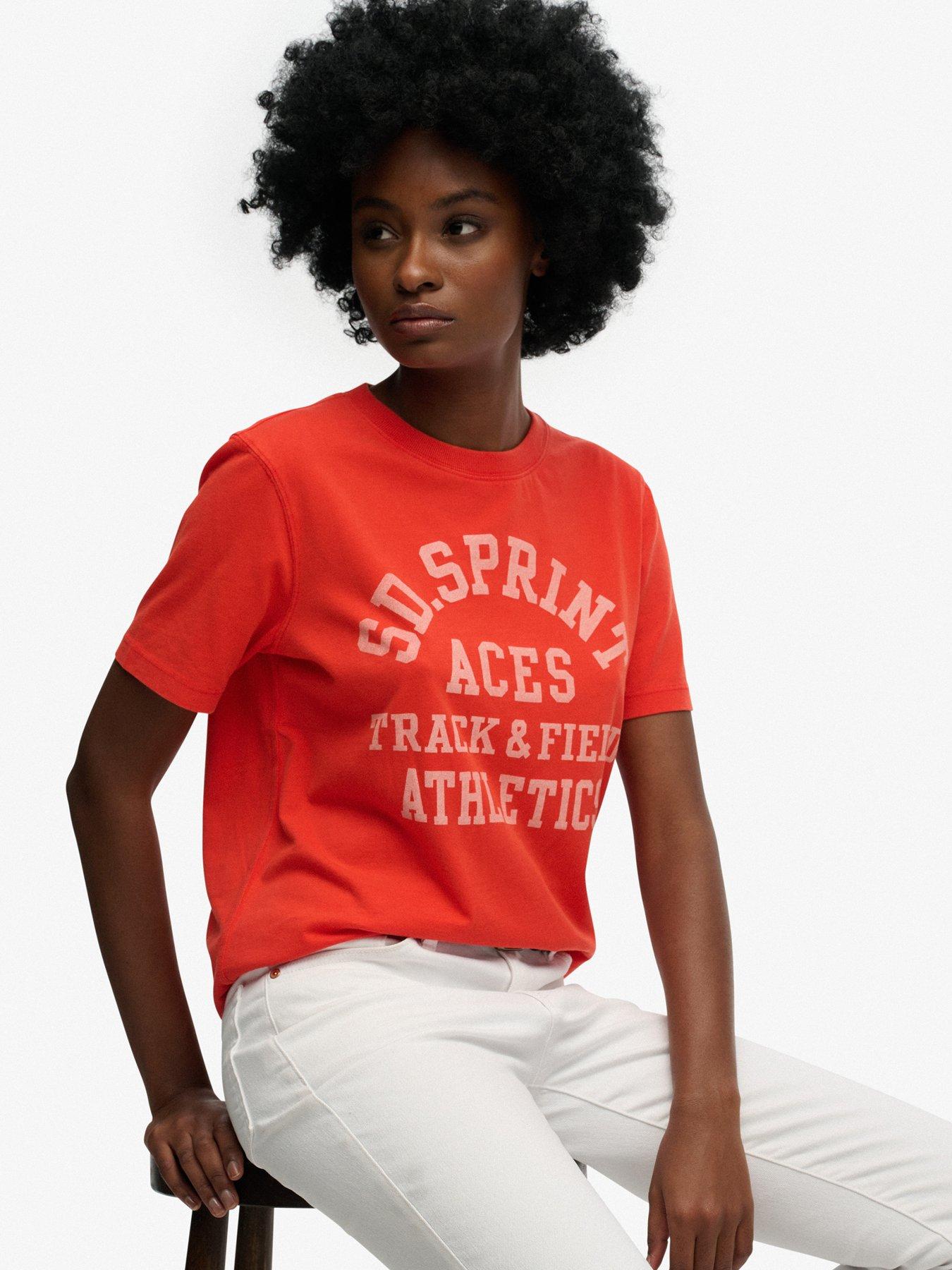 Image 5 of 6 of Superdry Vintage Prep Pocket T-Shirt - Red