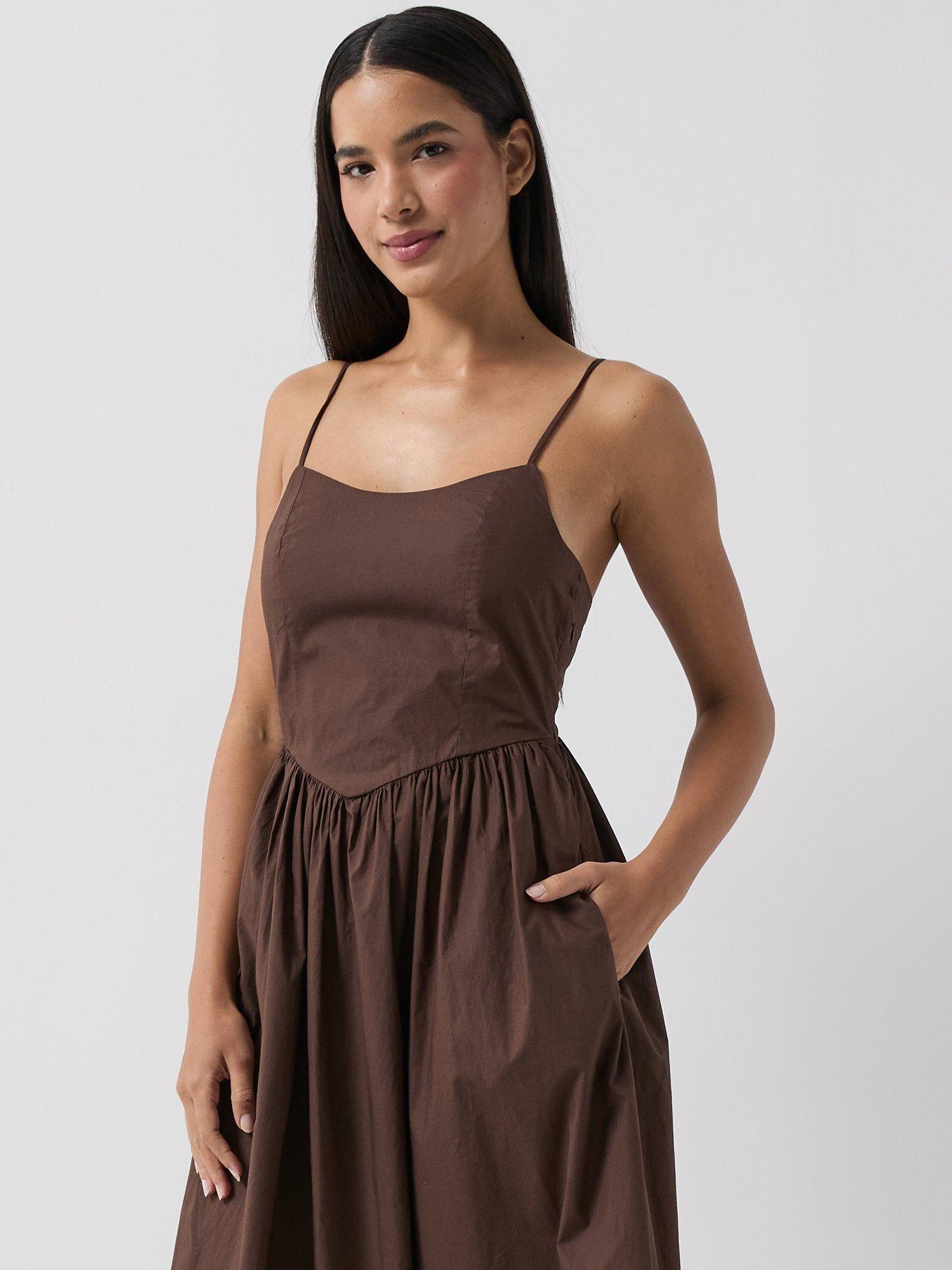 Image 6 of 6 of Only Onllikara Strappy Tie Back Maxi Dress - Brown