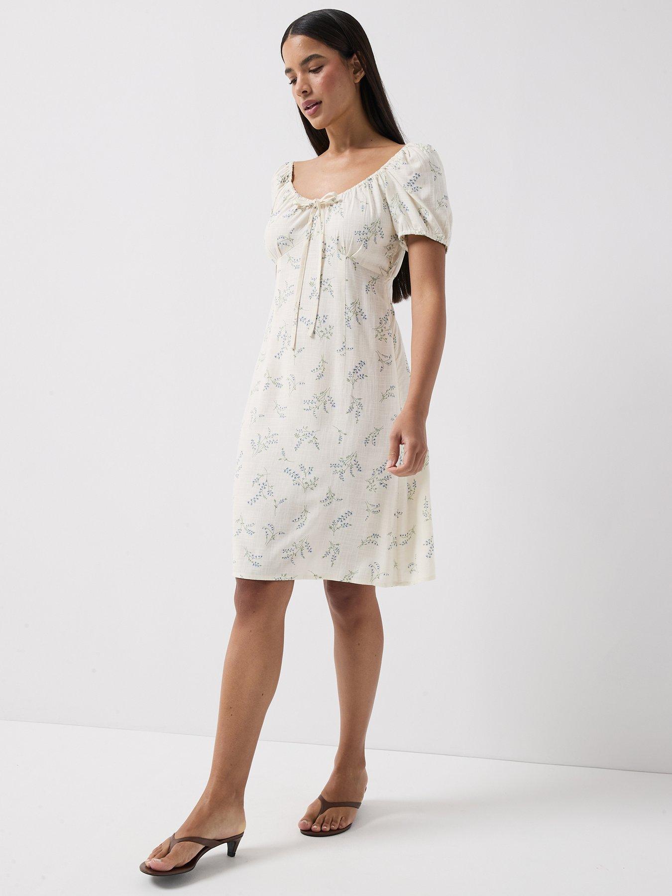 Image 4 of 5 of Only Lyrida Tie Detail Dress - White