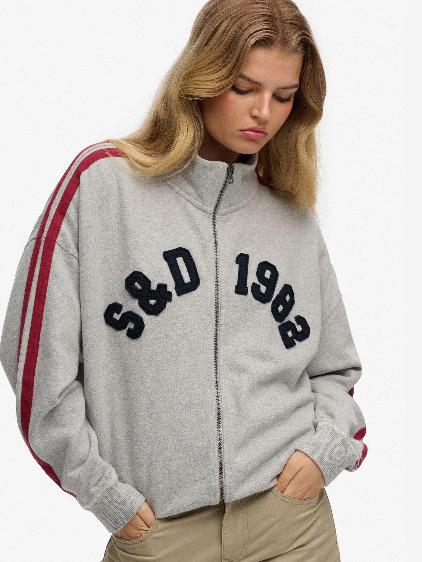 superdry-athletic-essentials-applique-loose-zip-track-top-greyoutfit