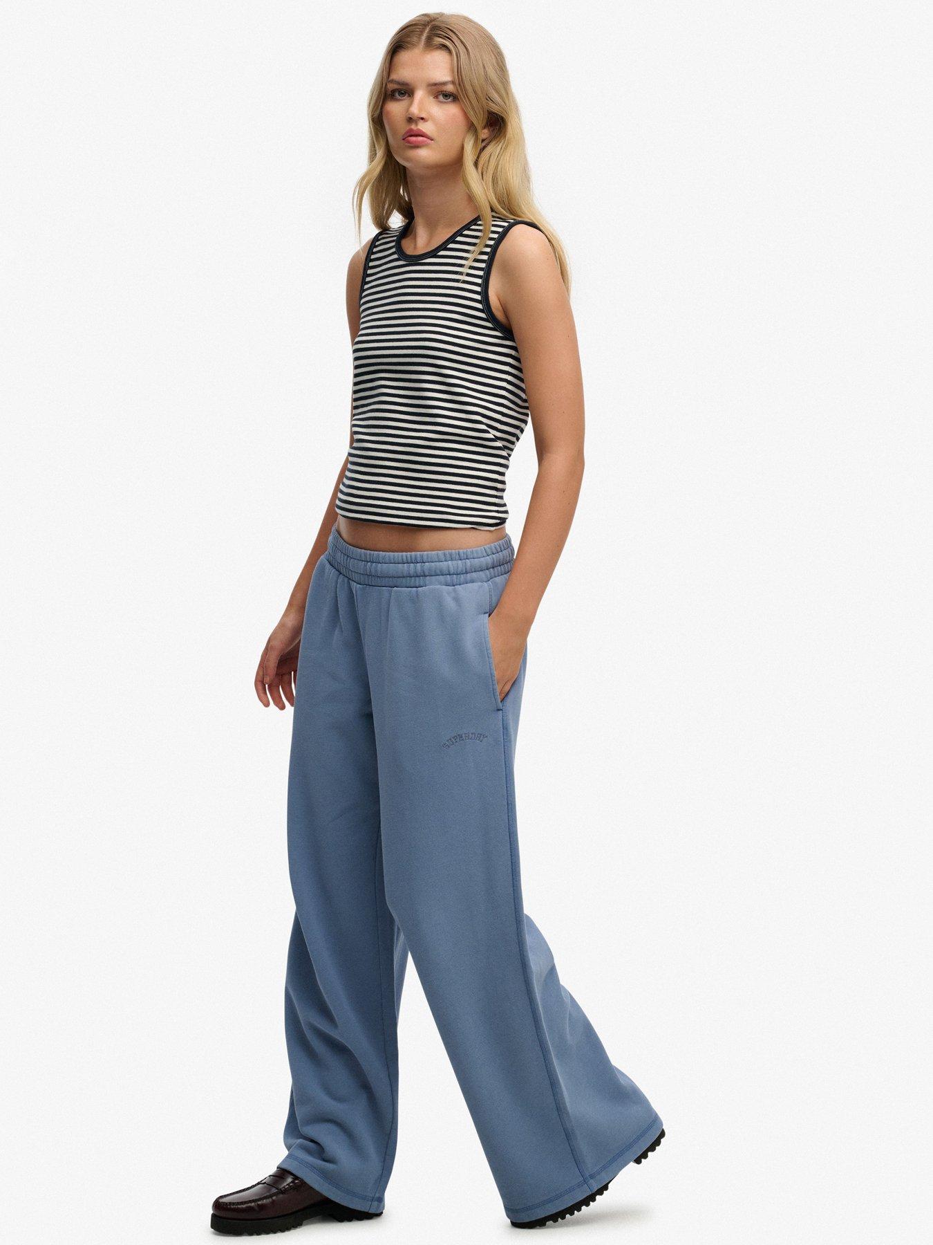 superdry-essential-logo-wide-leg-joggeroutfit