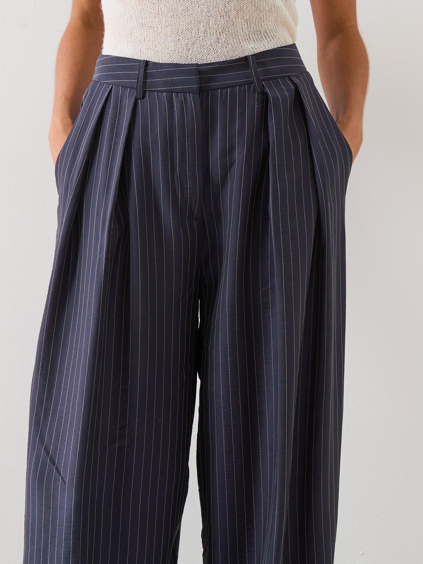 mango-pinstripe-wide-leg-trousers-blueoutfit