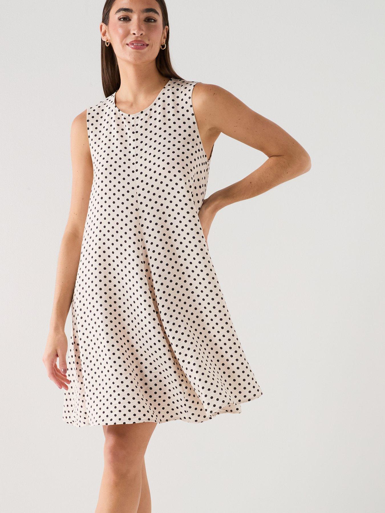 Image 1 of 6 of JDY Jdytroya Barbara Life Dress Woven - Grey