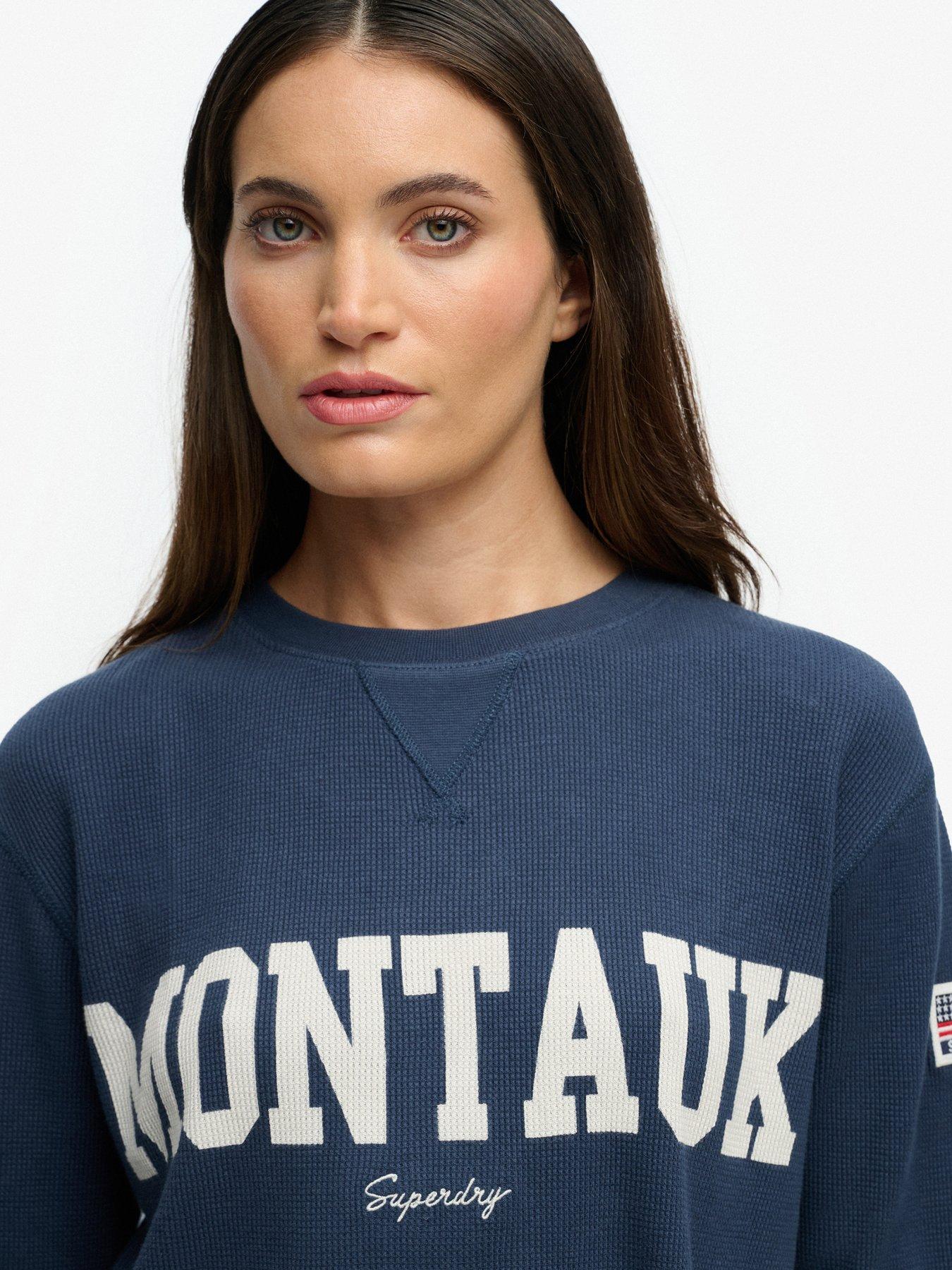 superdry-athletic-essential-graphic-long-sleeve-top-blueoutfit
